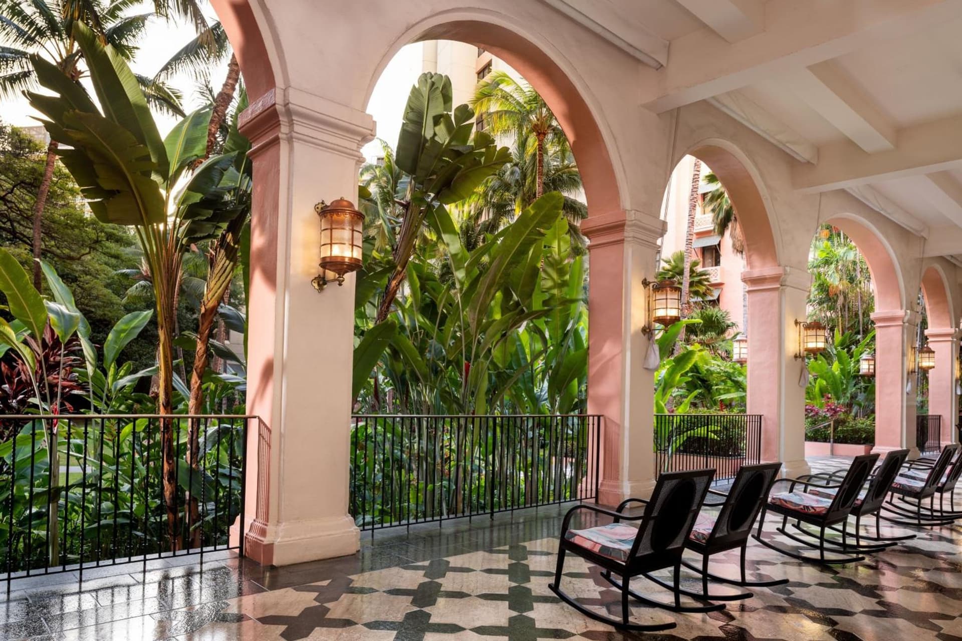 The Royal Hawaiian, A Luxury Collection Resort, Waikiki gallery photo in Honolulu, HI — image 167