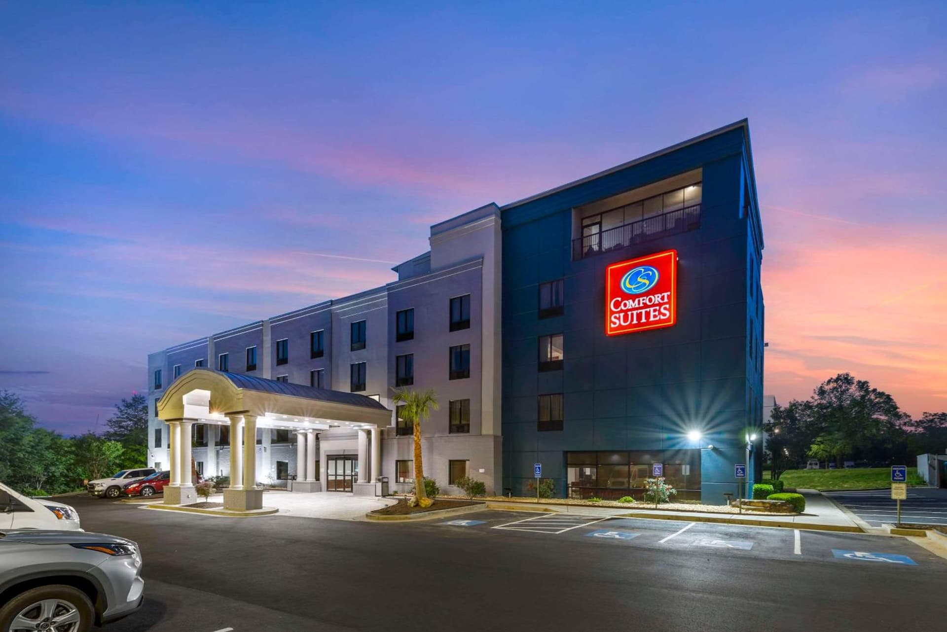 Comfort Suites Atlanta Airport property views in Forest Park, GA — gallery photo 3