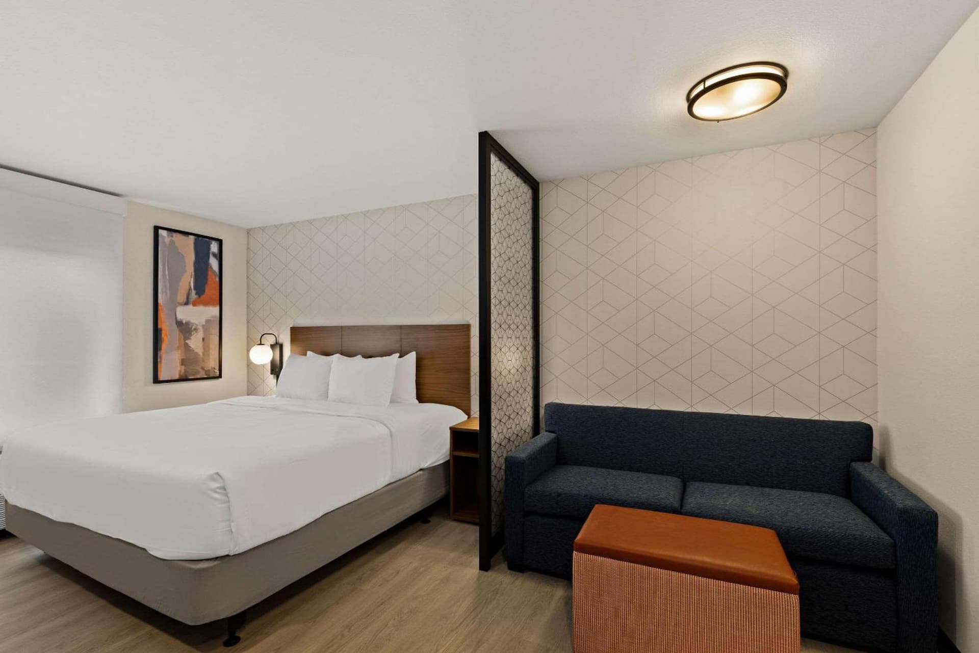 Everhome Suites Temecula gallery photo in Temecula, CA — image 16
