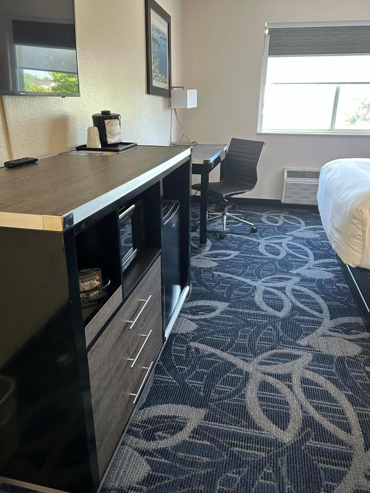 Comfort Inn & Suites Liverpool - Syracuse gallery photo in Liverpool, NY — image 6