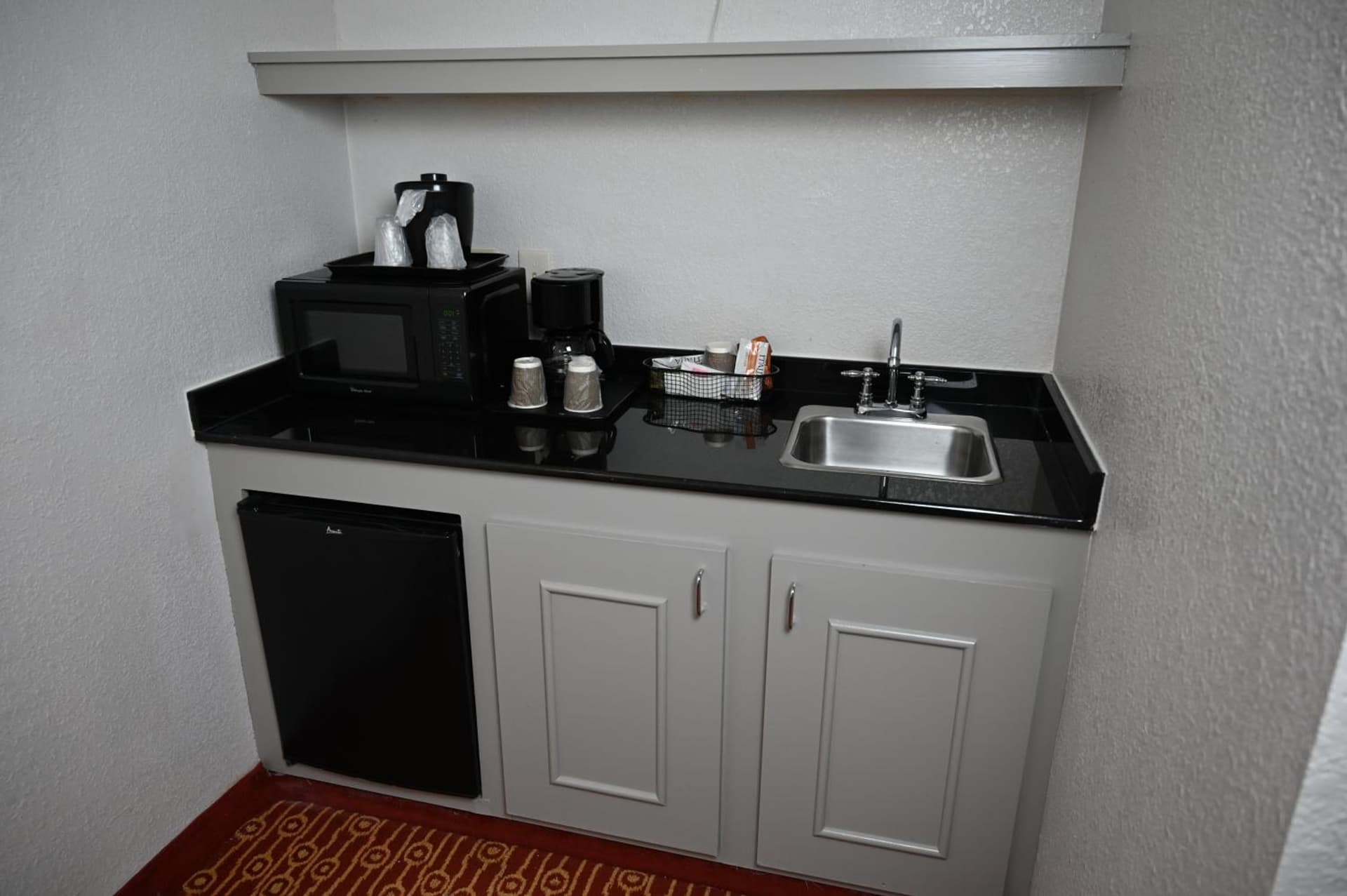 Atrium Hotel and Suites DFW Airport gallery photo in Irving, TX — image 92
