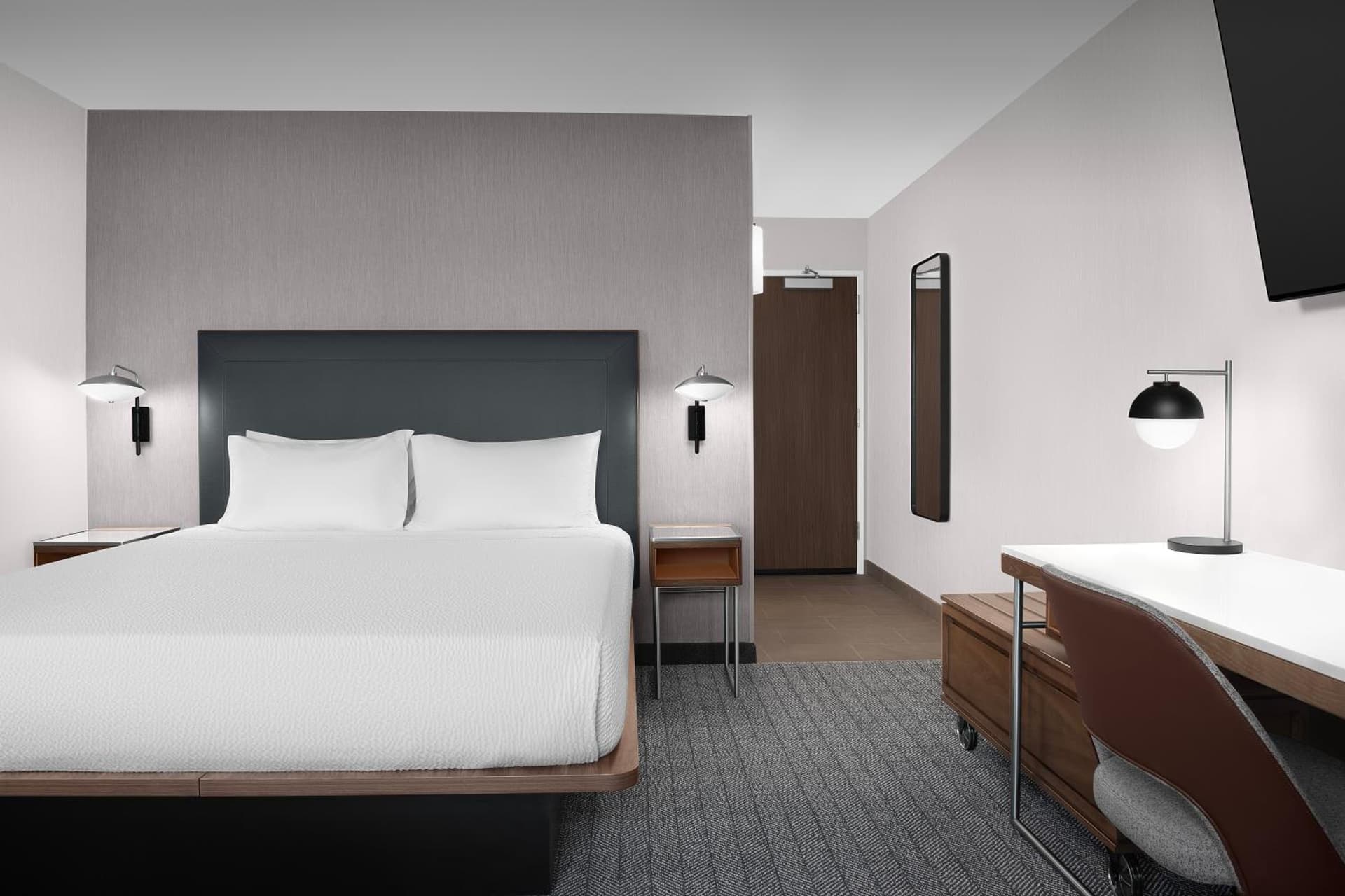 Courtyard by Marriott Portland Tigard interior in Tigard, OR — gallery photo 2