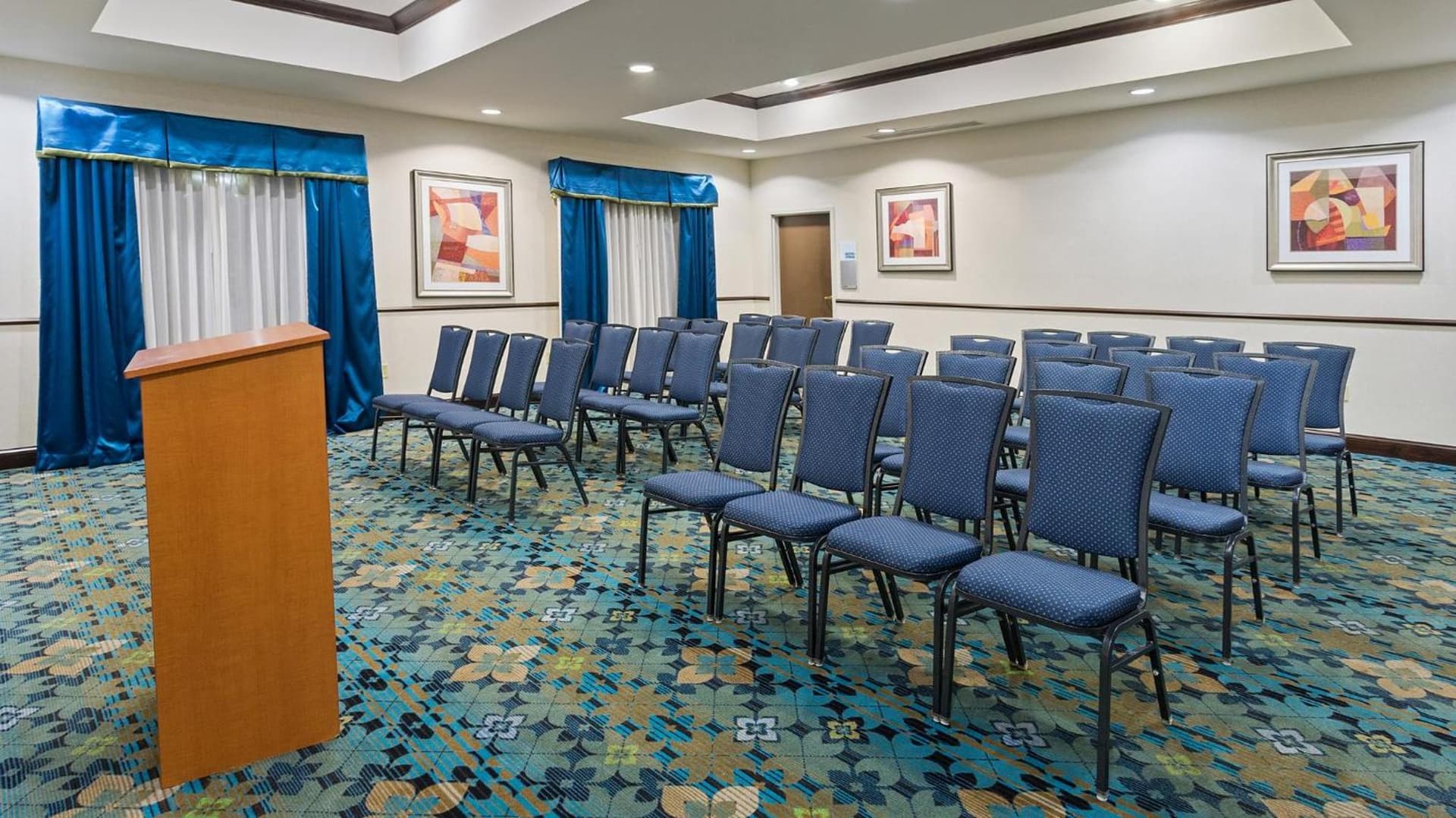 Holiday Inn Express and Suites Stroudsburg-Poconos by IHG gallery photo in Stroudsburg, PA — image 15