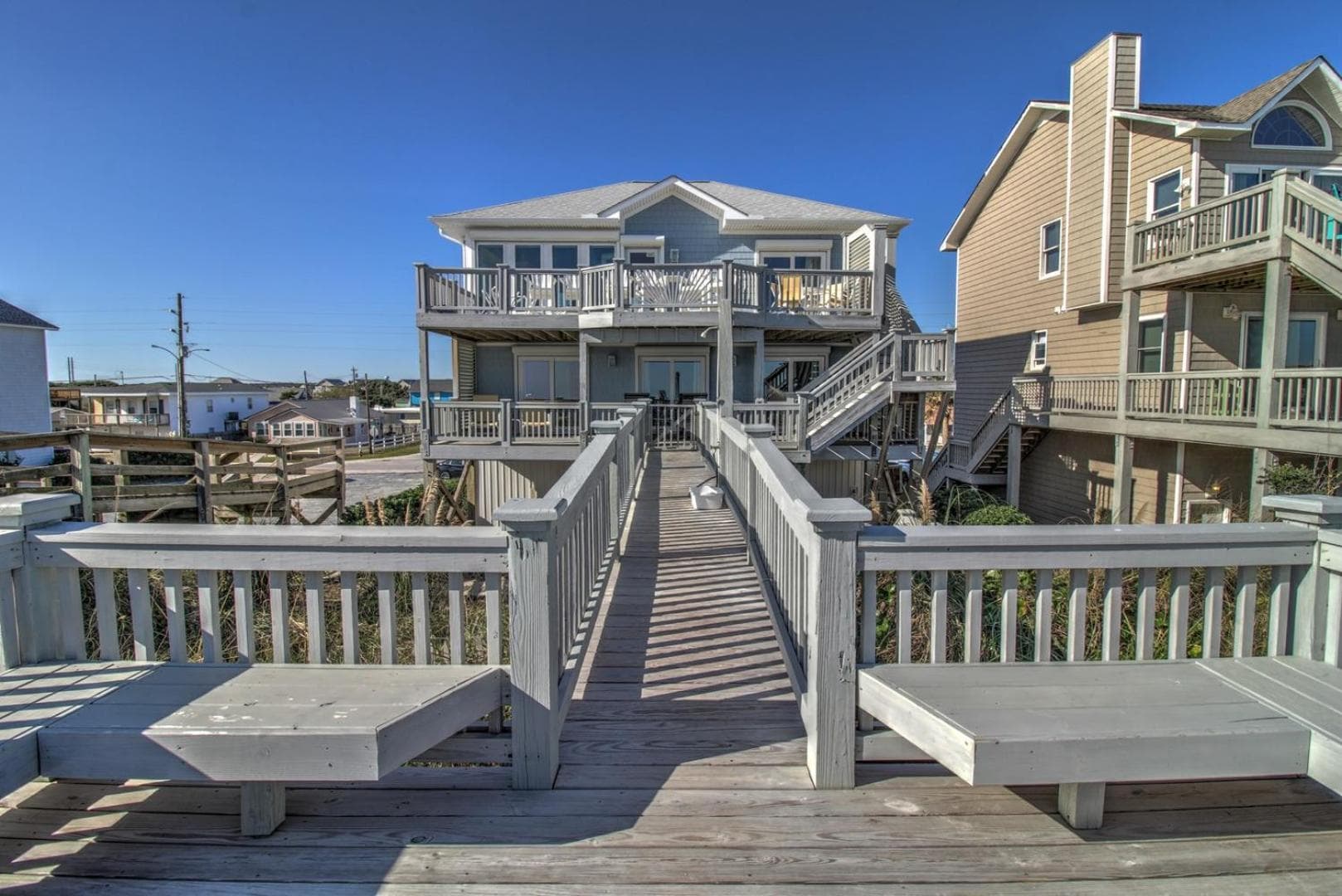 C-Breeze property views in Surf City, NC — gallery photo 3