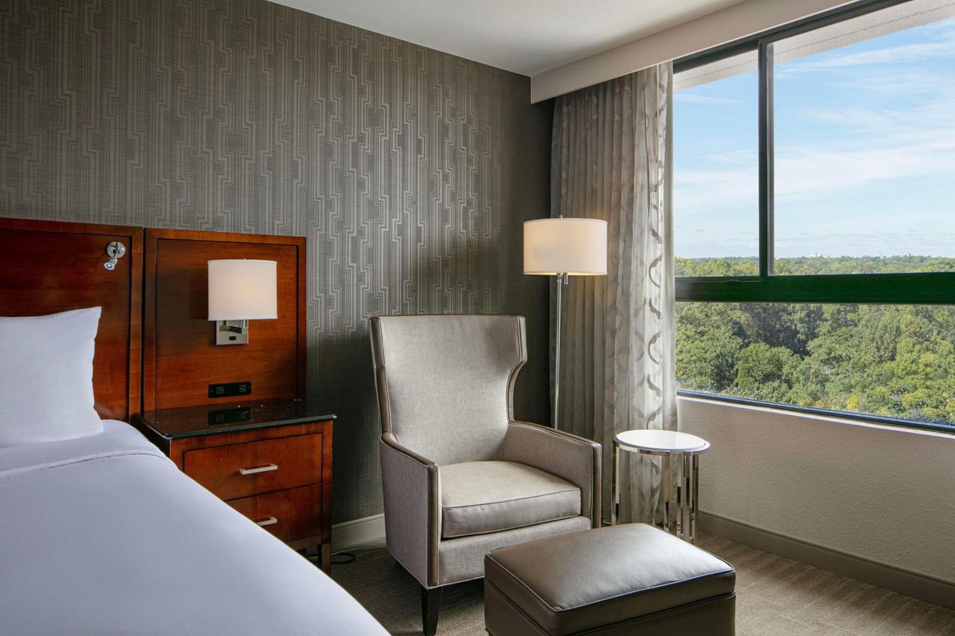 Sonesta Charlotte Lower South End gallery photo in Charlotte, NC — image 30