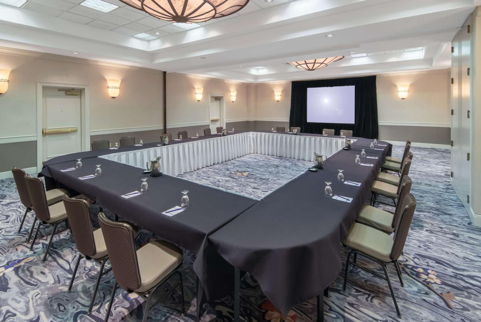 Sonesta Charlotte Lower South End gallery photo in Charlotte, NC — image 37