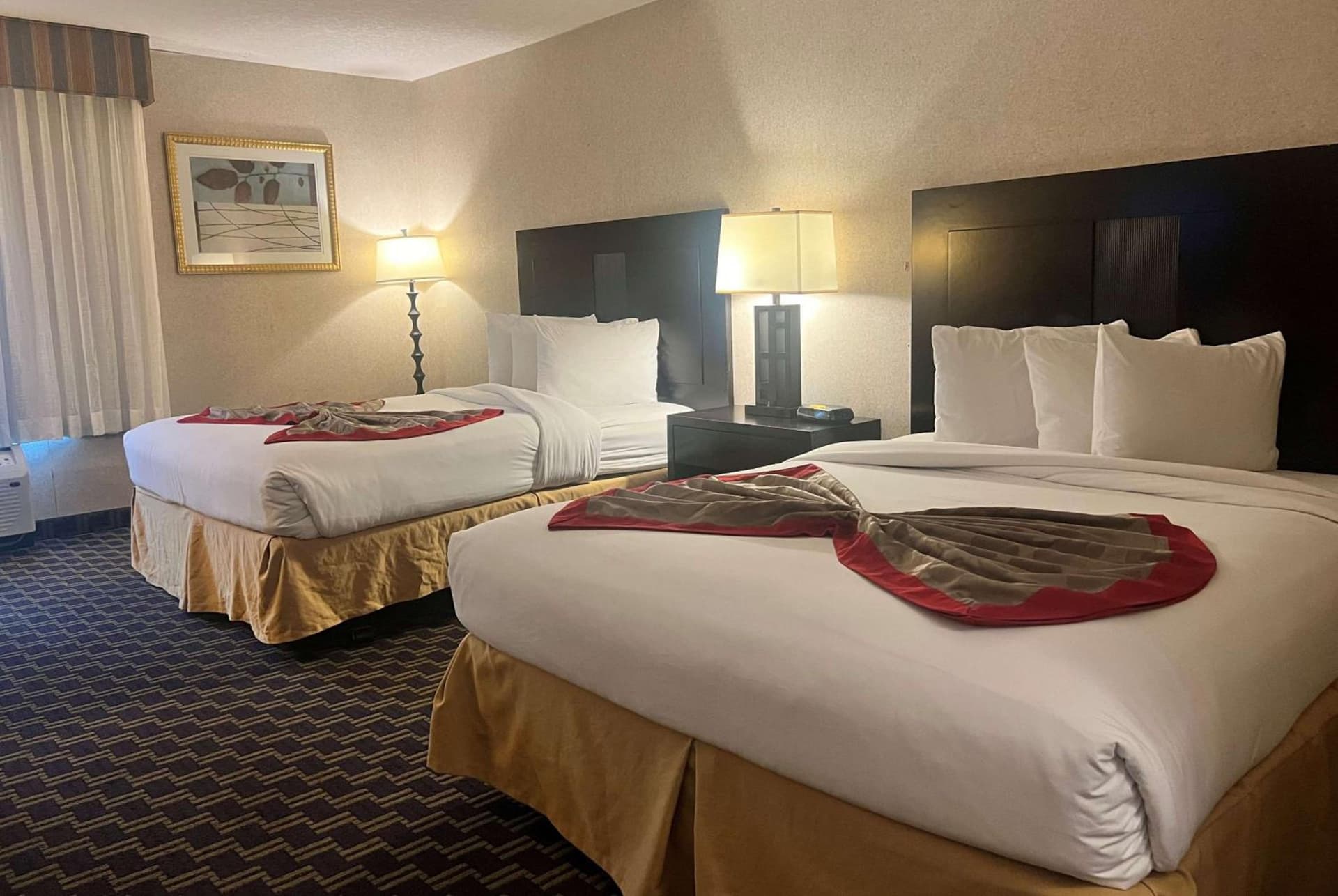 Ramada by Wyndham Jacksonville I-95 by Butler Blvd gallery photo in Jacksonville, FL — image 114