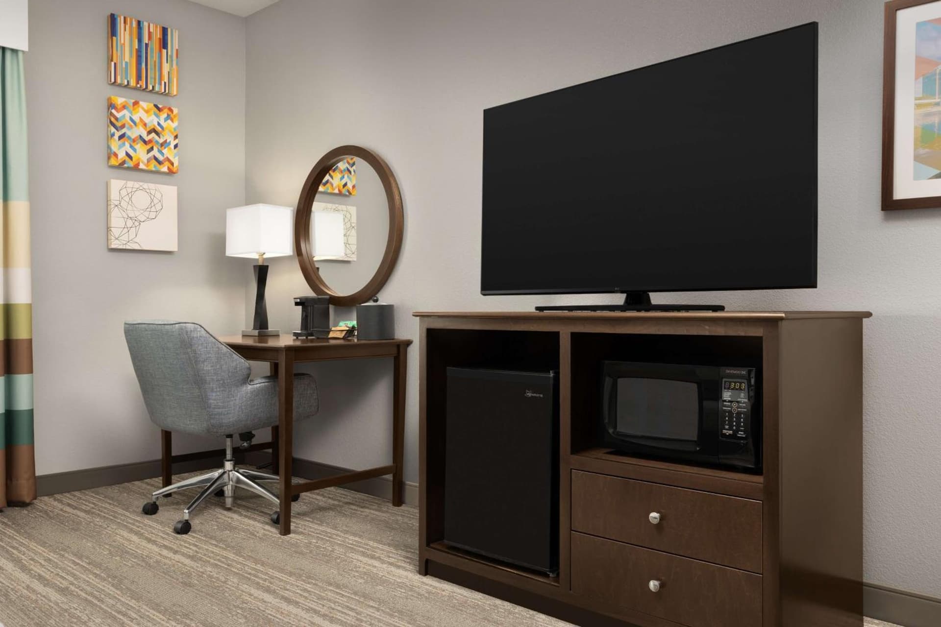 Hampton Inn & Suites Huntsville Research Park Area gallery photo in Huntsville, AL — image 25
