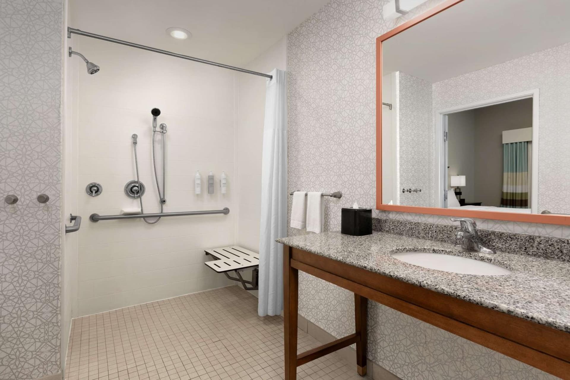 Hampton Inn & Suites Huntsville Research Park Area gallery photo in Huntsville, AL — image 11