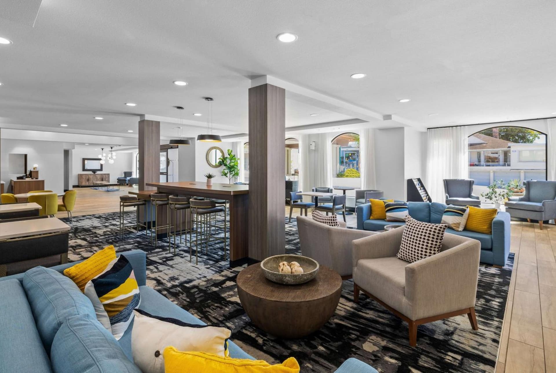 La Quinta Inn & Suites by Wyndham Santa Cruz gallery photo in Santa Cruz, CA — image 113