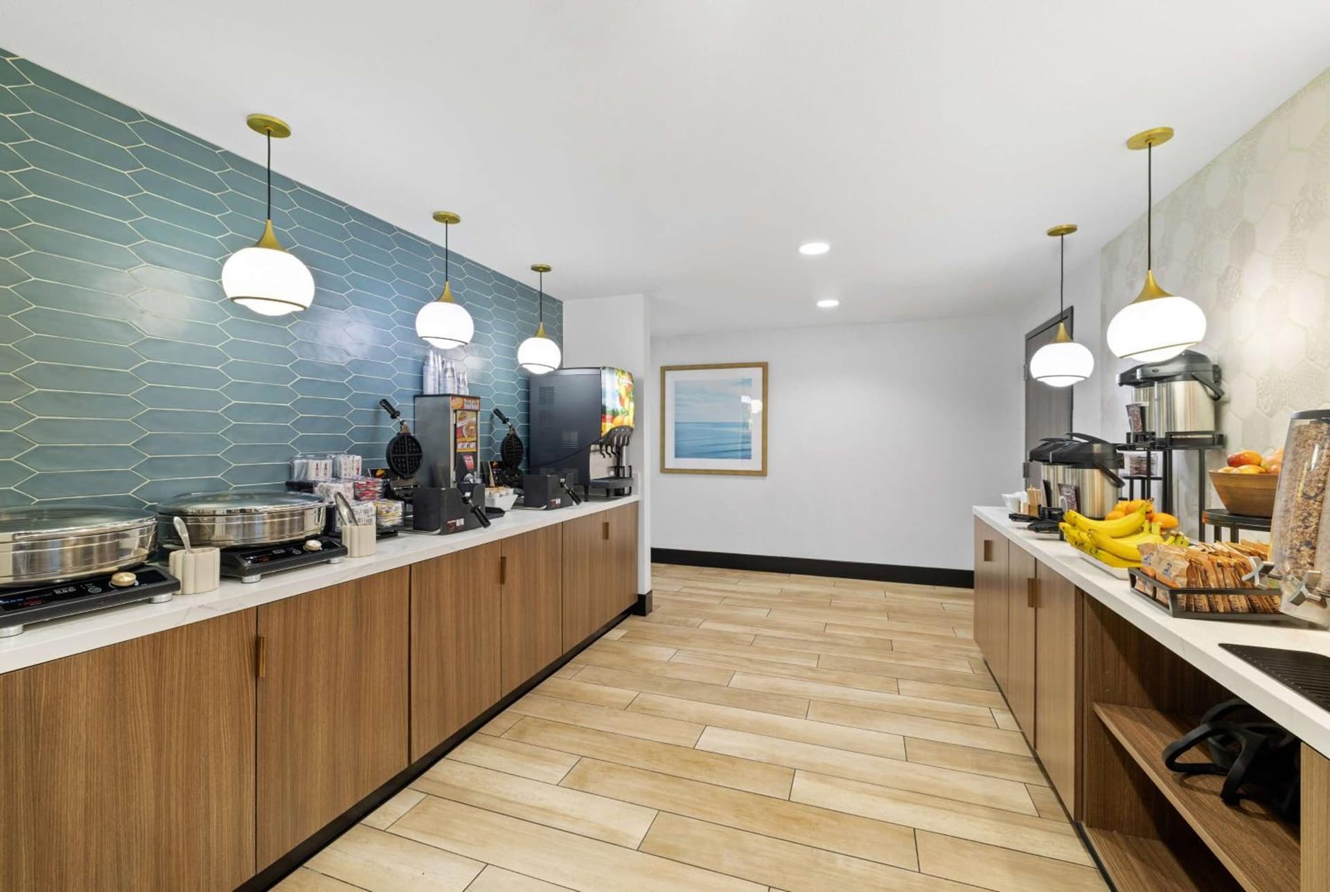 La Quinta Inn & Suites by Wyndham Santa Cruz gallery photo in Santa Cruz, CA — image 76