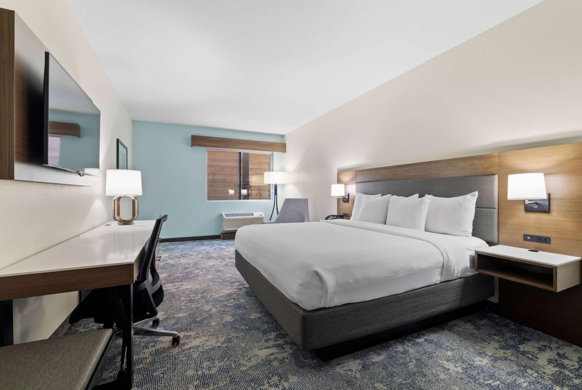 La Quinta Inn & Suites by Wyndham Santa Cruz gallery photo in Santa Cruz, CA — image 112