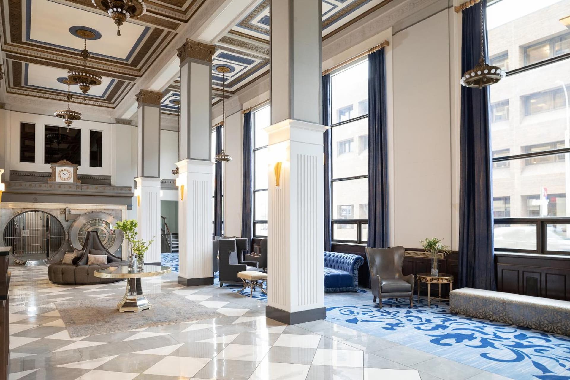 Hotel On Phillips interior in Sioux Falls, SD — gallery photo 2