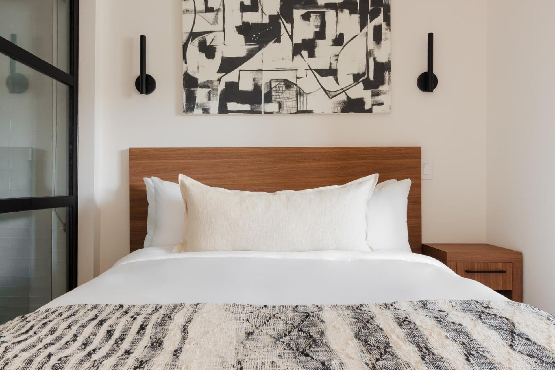 The Lum Hotel Los Angeles Stadium District gallery photo in Inglewood, CA — image 12