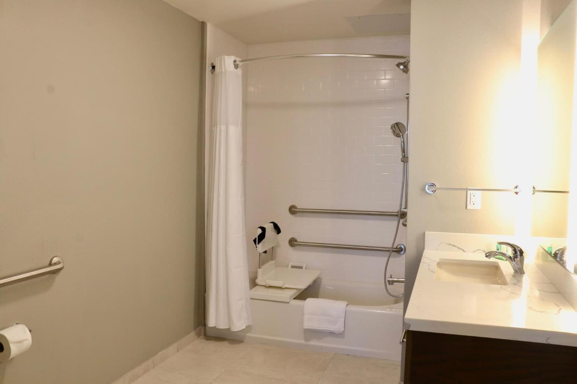 Staybridge Suites - Long Beach Airport by IHG gallery photo in Long Beach, CA — image 69