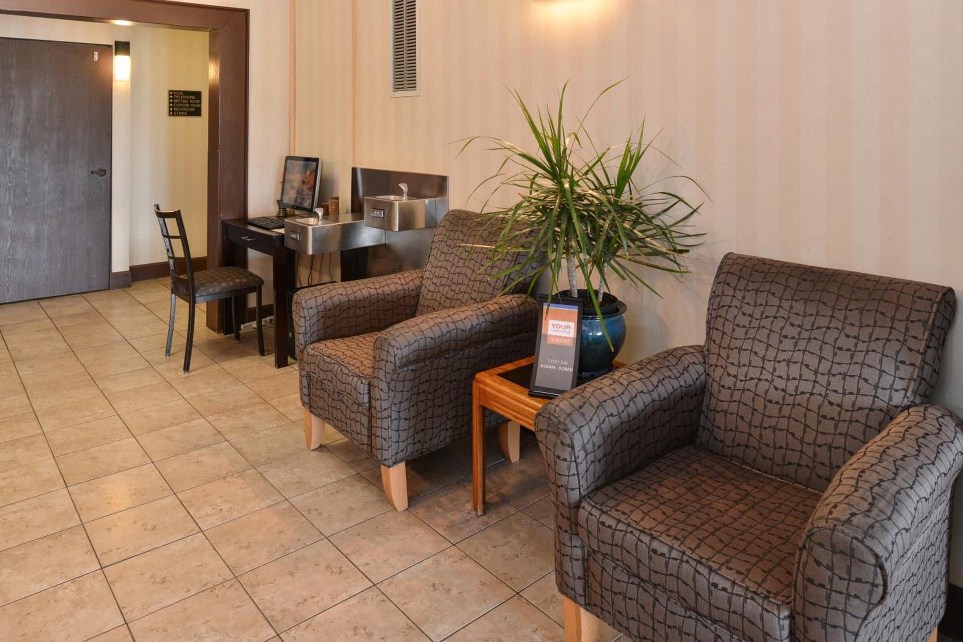 SYLO Hotel Denver Airport, a Ramada by Wyndham gallery photo in Aurora, CO — image 12