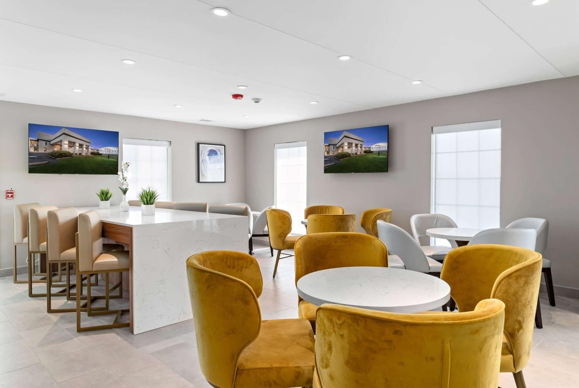 Baymont by Wyndham Beaumont gallery photo in Beaumont, TX — image 8