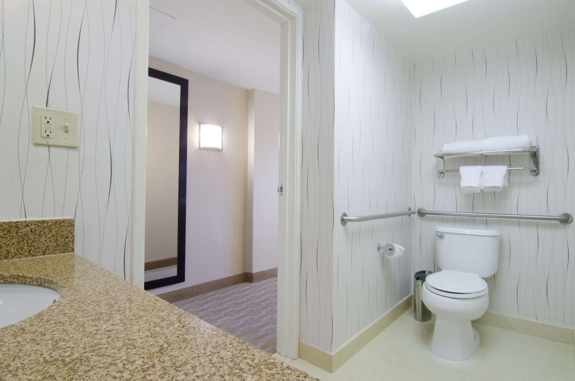 Hilton Los Angeles Airport gallery photo in Los Angeles, CA — image 31