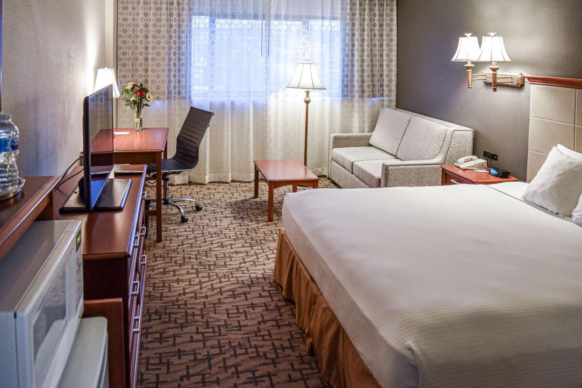Best Western Plus Downtown Tacoma gallery photo in Tacoma, WA — image 9