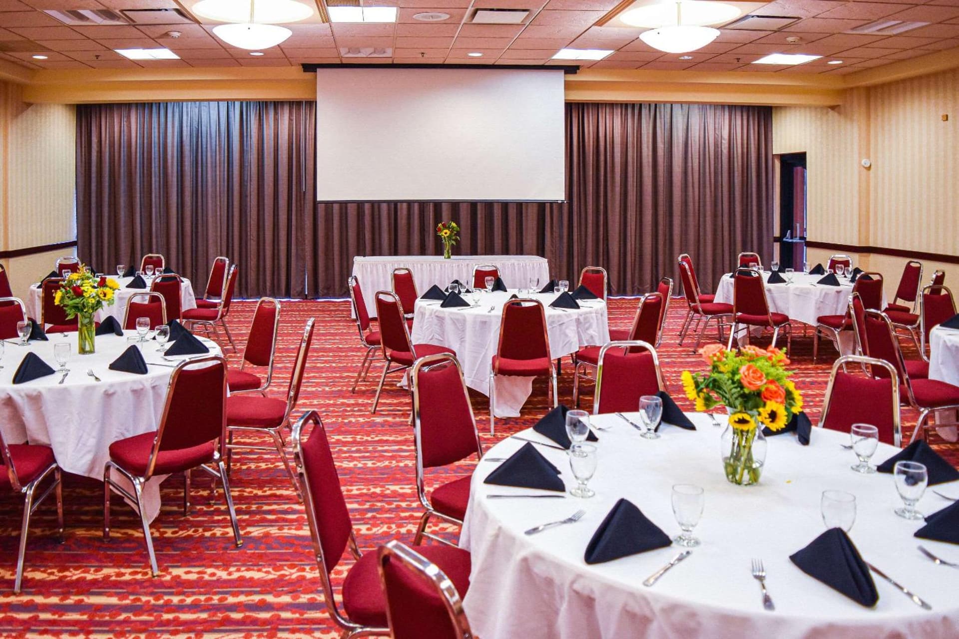 Best Western Plus Downtown Tacoma gallery photo in Tacoma, WA — image 8
