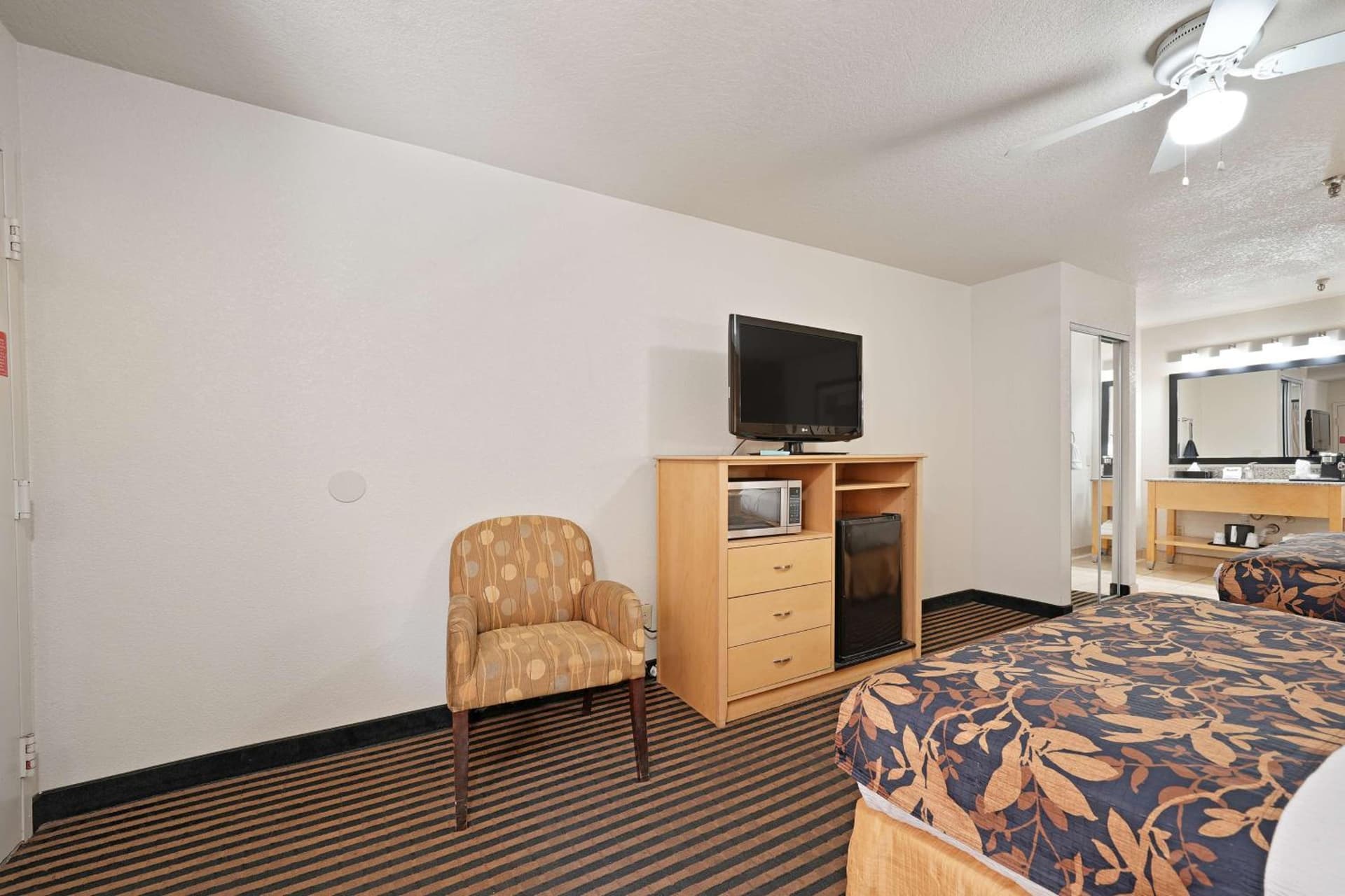 Best Western Plus Executive Inn & Suites gallery photo in Manteca, CA — image 46