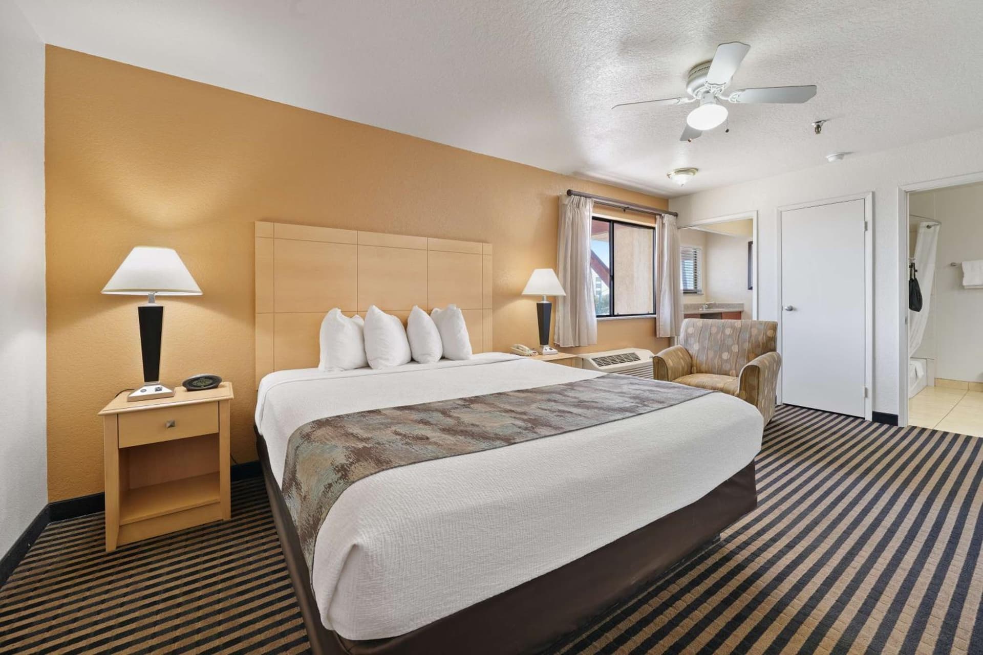 Best Western Plus Executive Inn & Suites gallery photo in Manteca, CA — image 38