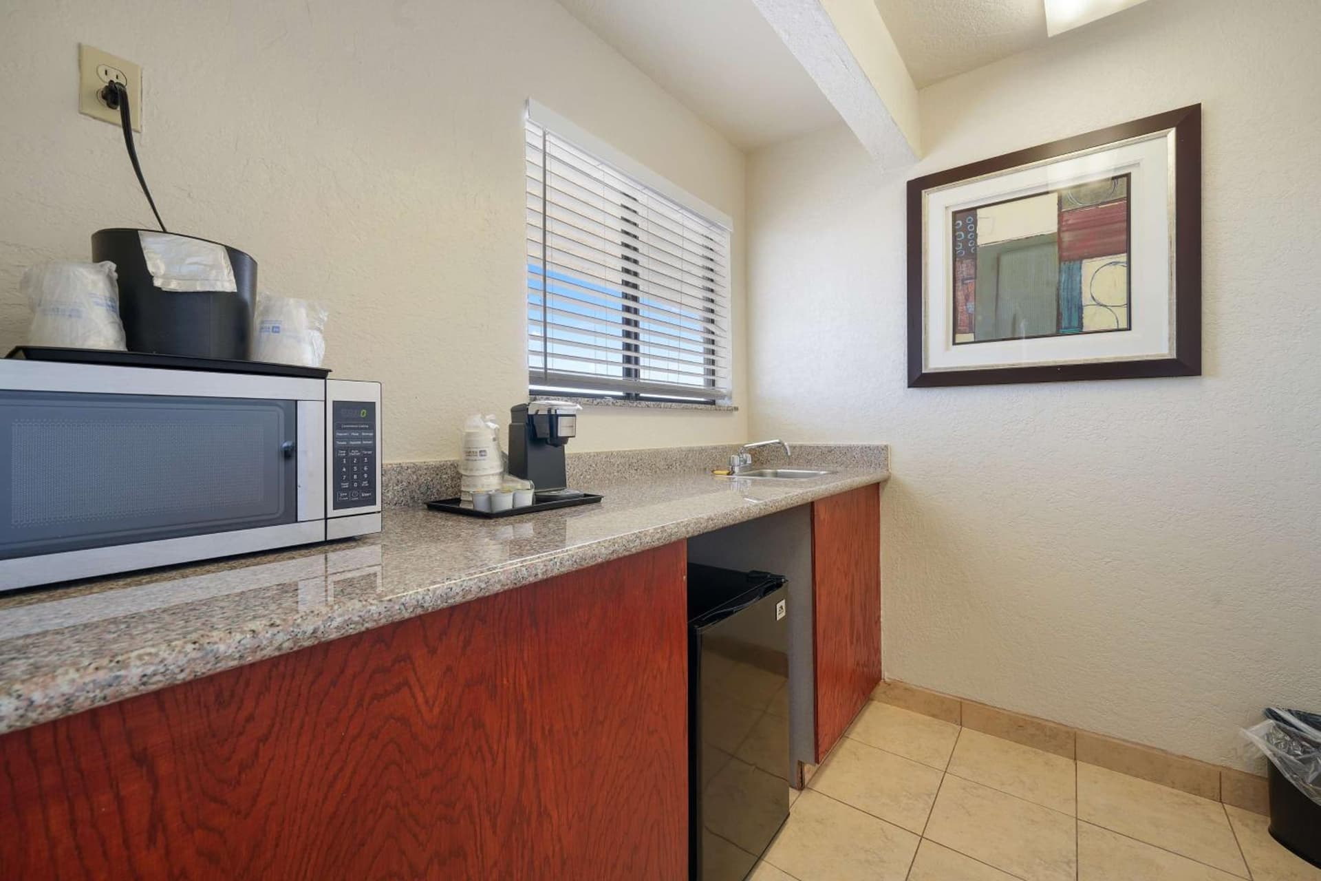 Best Western Plus Executive Inn & Suites gallery photo in Manteca, CA — image 32