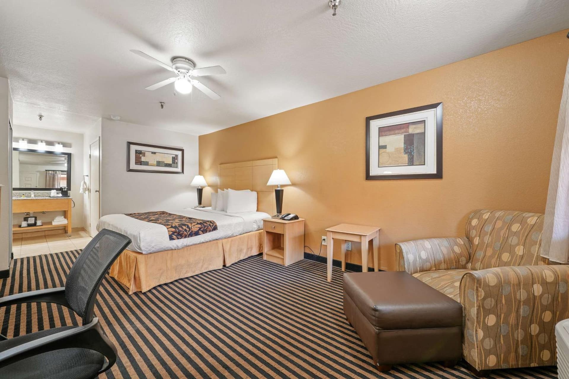 Best Western Plus Executive Inn & Suites gallery photo in Manteca, CA — image 23
