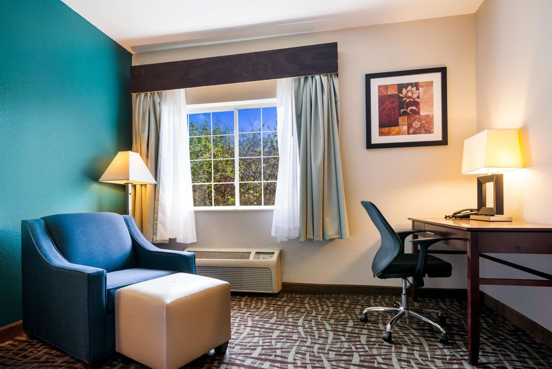 SureStay Plus Hotel by Best Western Topeka gallery photo in Topeka, KS — image 17