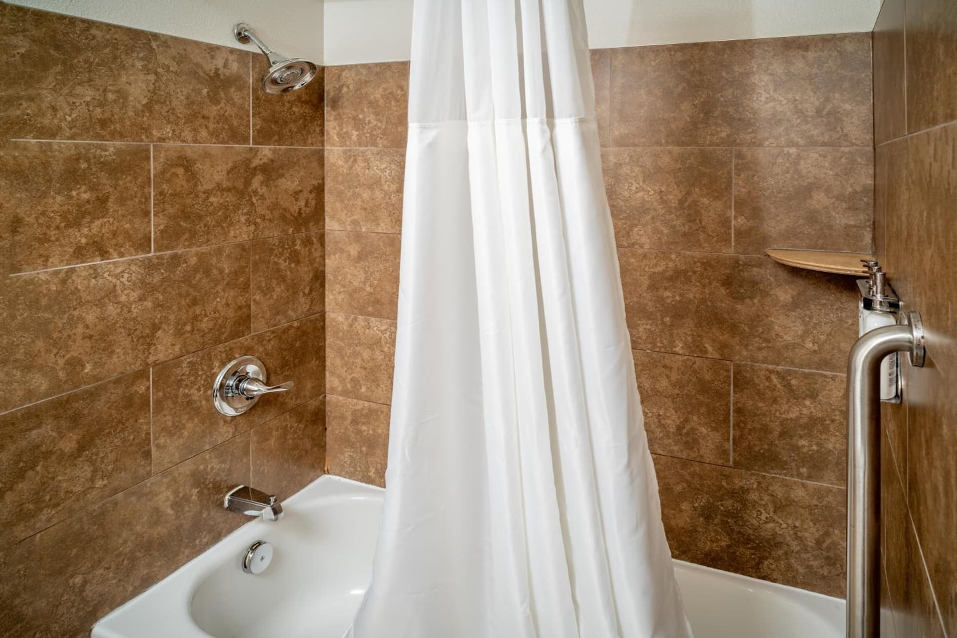 Holiday Inn Express & Suites Cross Lanes by IHG gallery photo in Cross Lanes, WV — image 8