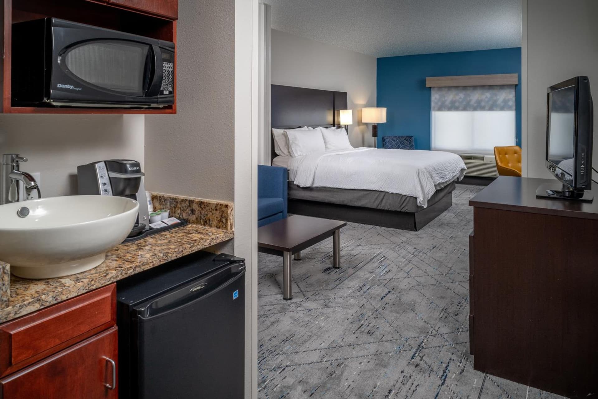 Holiday Inn Express & Suites Cross Lanes by IHG gallery photo in Cross Lanes, WV — image 122