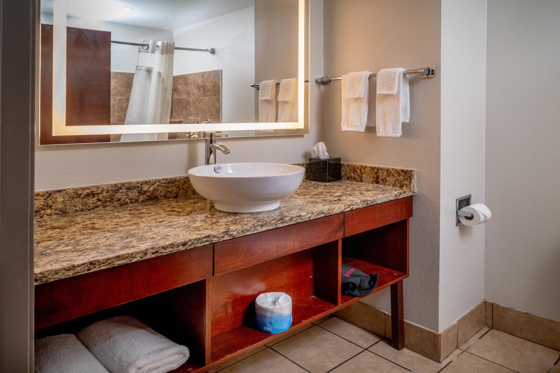 Holiday Inn Express & Suites Cross Lanes by IHG gallery photo in Cross Lanes, WV — image 11