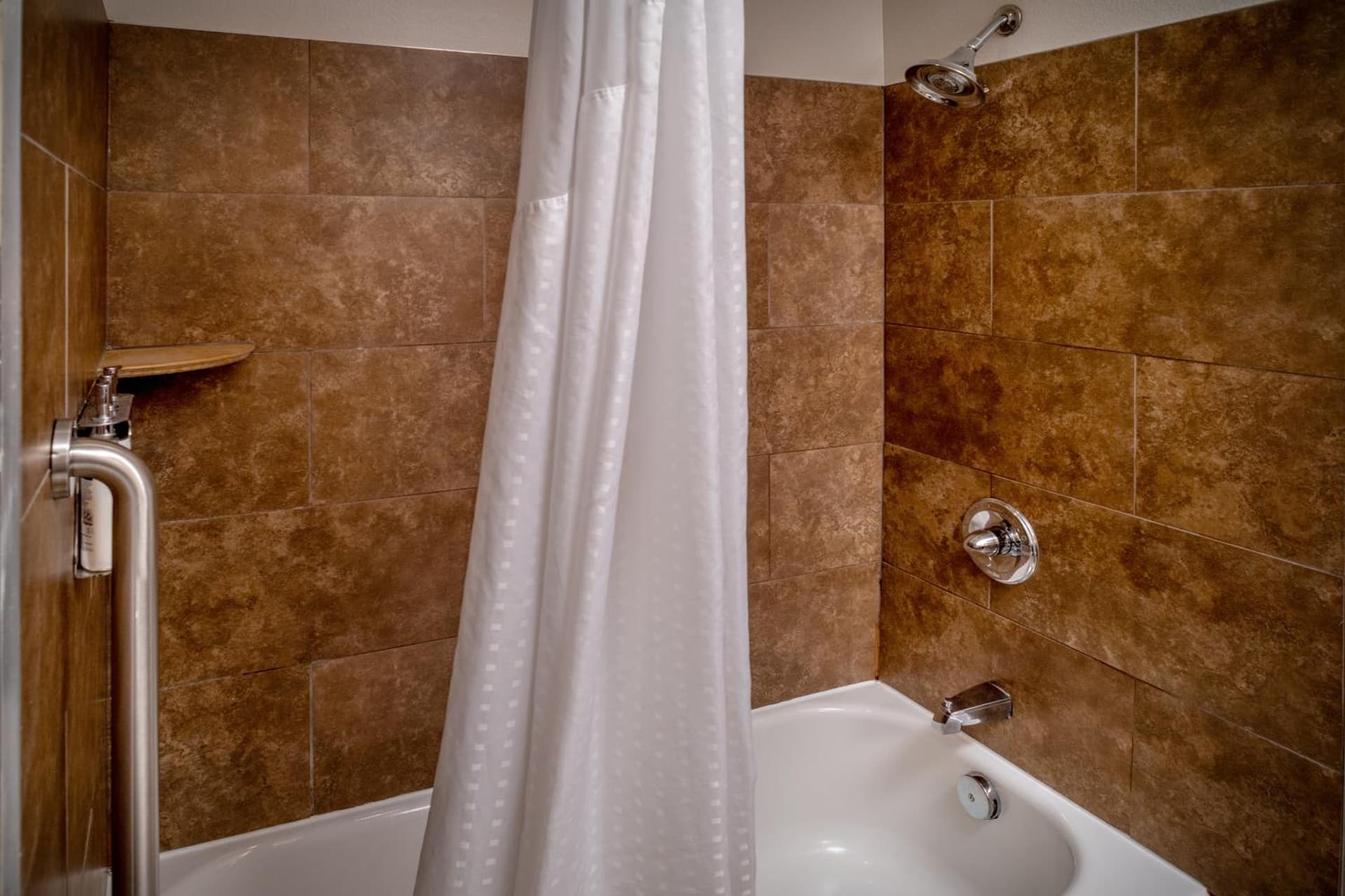 Holiday Inn Express & Suites Cross Lanes by IHG gallery photo in Cross Lanes, WV — image 39