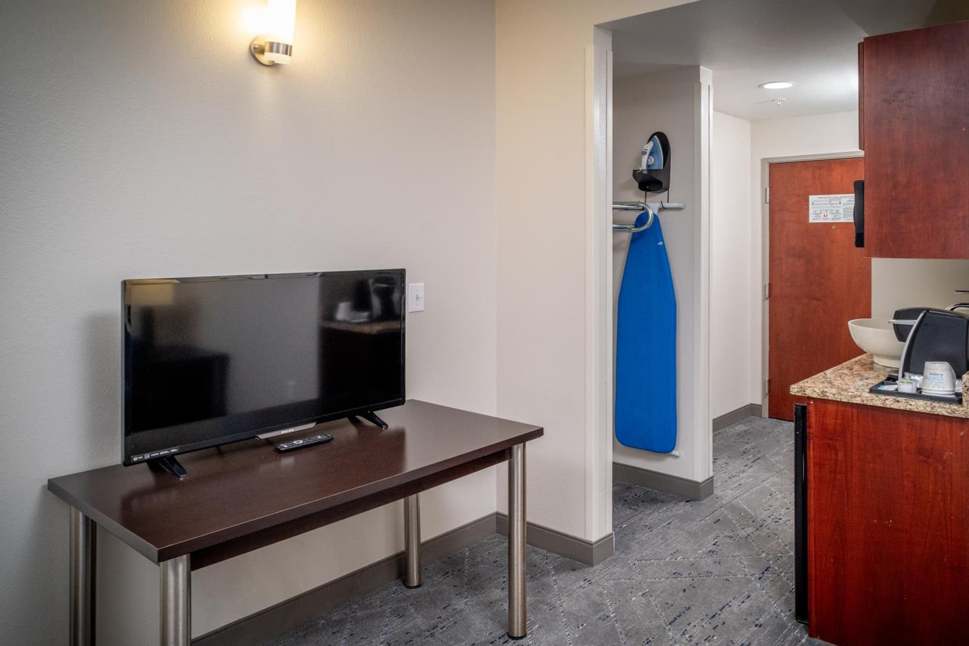 Holiday Inn Express & Suites Cross Lanes by IHG gallery photo in Cross Lanes, WV — image 82