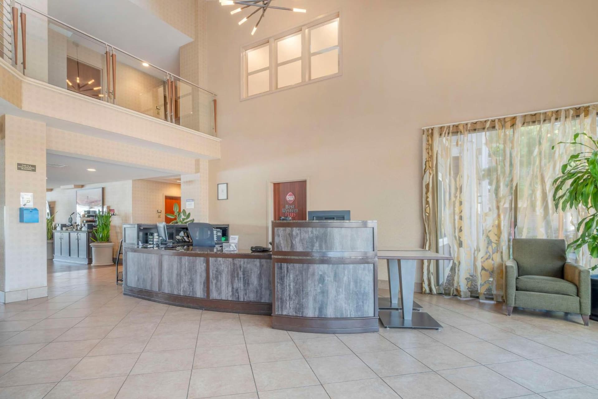 Best Western Plus Bayside Hotel gallery photo in Oakland, CA — image 24