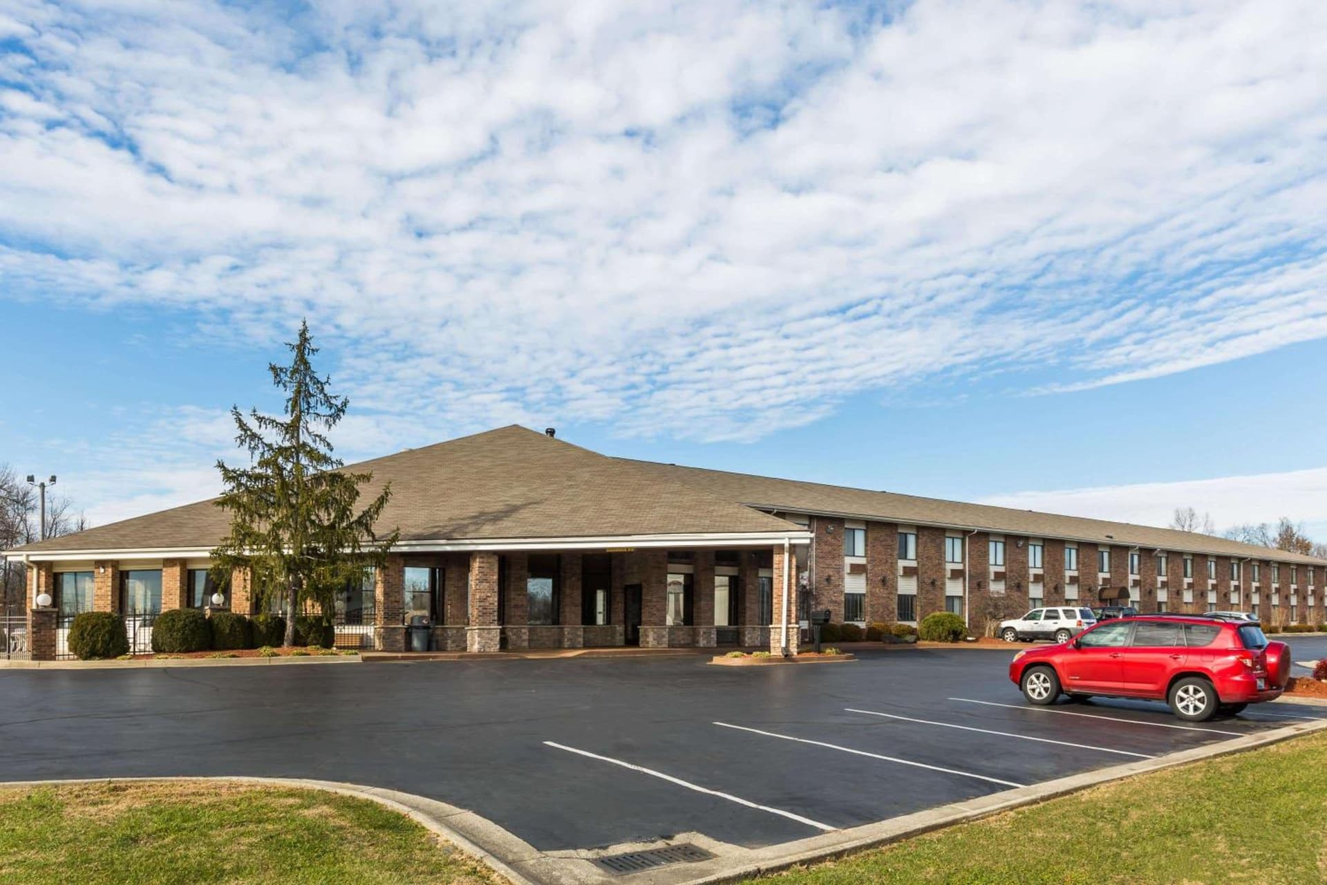 Baymont by Wyndham Louisville South I 65 featured exterior or lobby in Brooks, KY — similar hotel