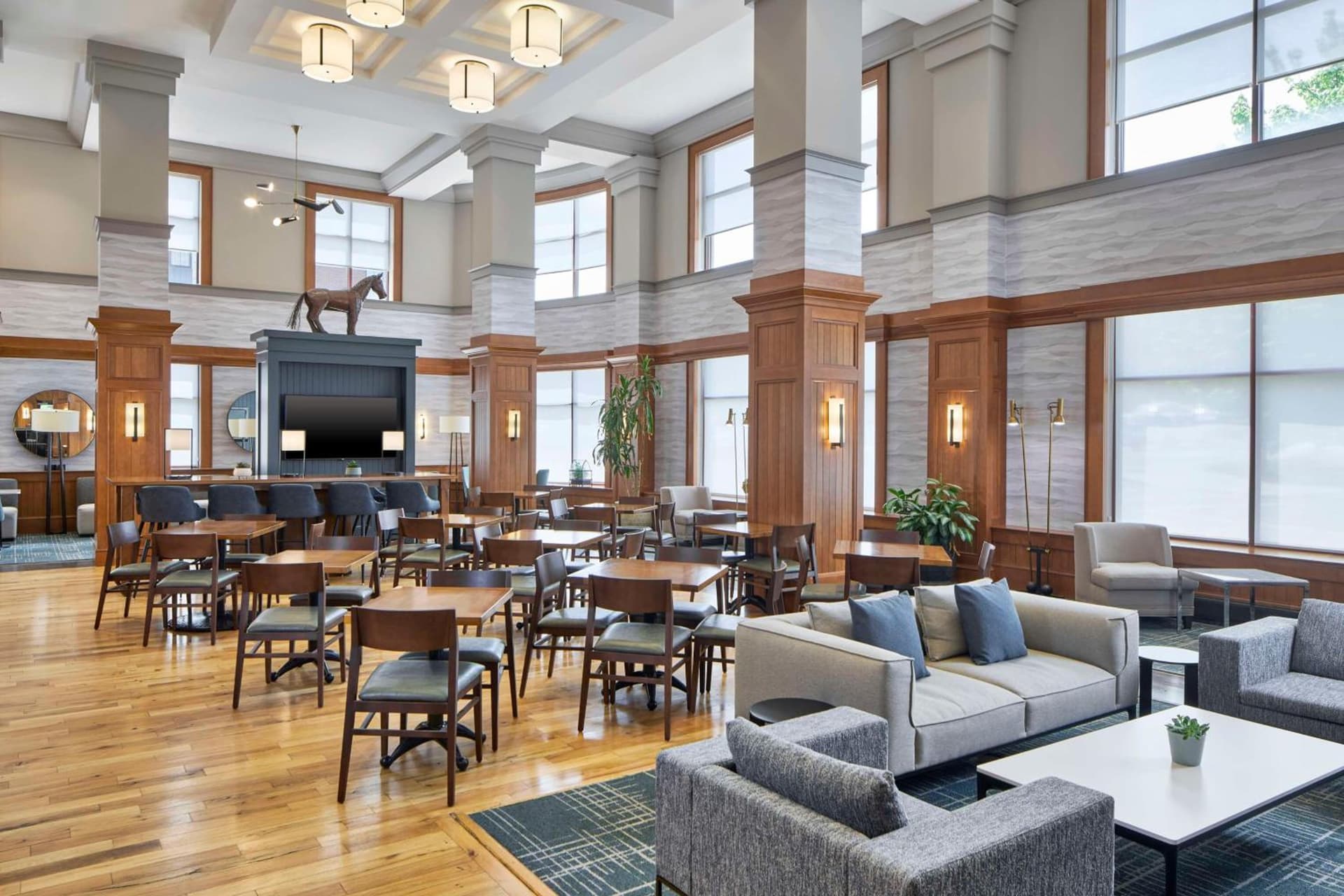 Hampton Inn & Suites Saratoga Springs Downtown gallery photo in Saratoga Springs, NY — image 65