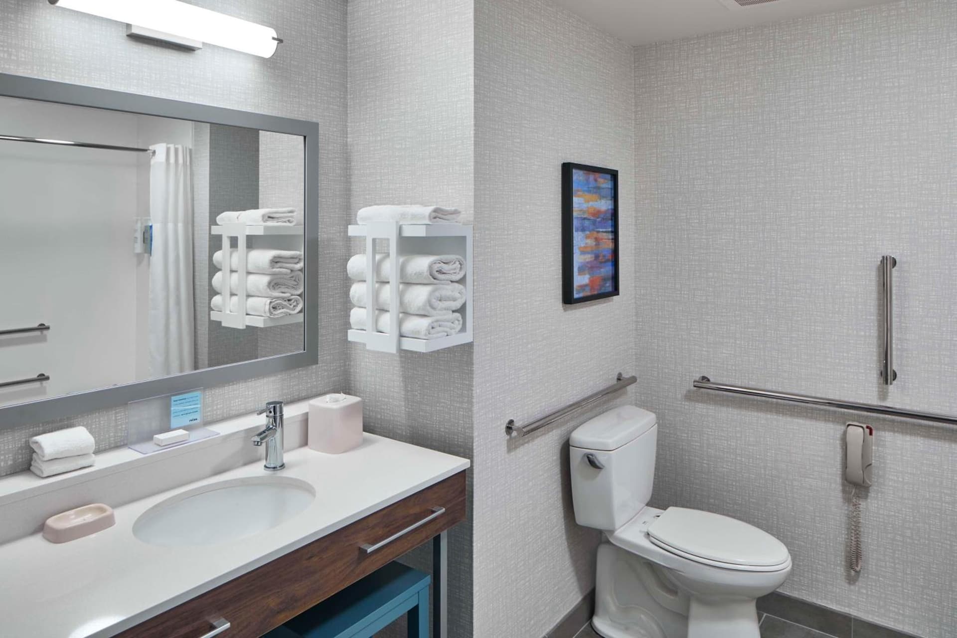 Hampton Inn & Suites Saratoga Springs Downtown gallery photo in Saratoga Springs, NY — image 80