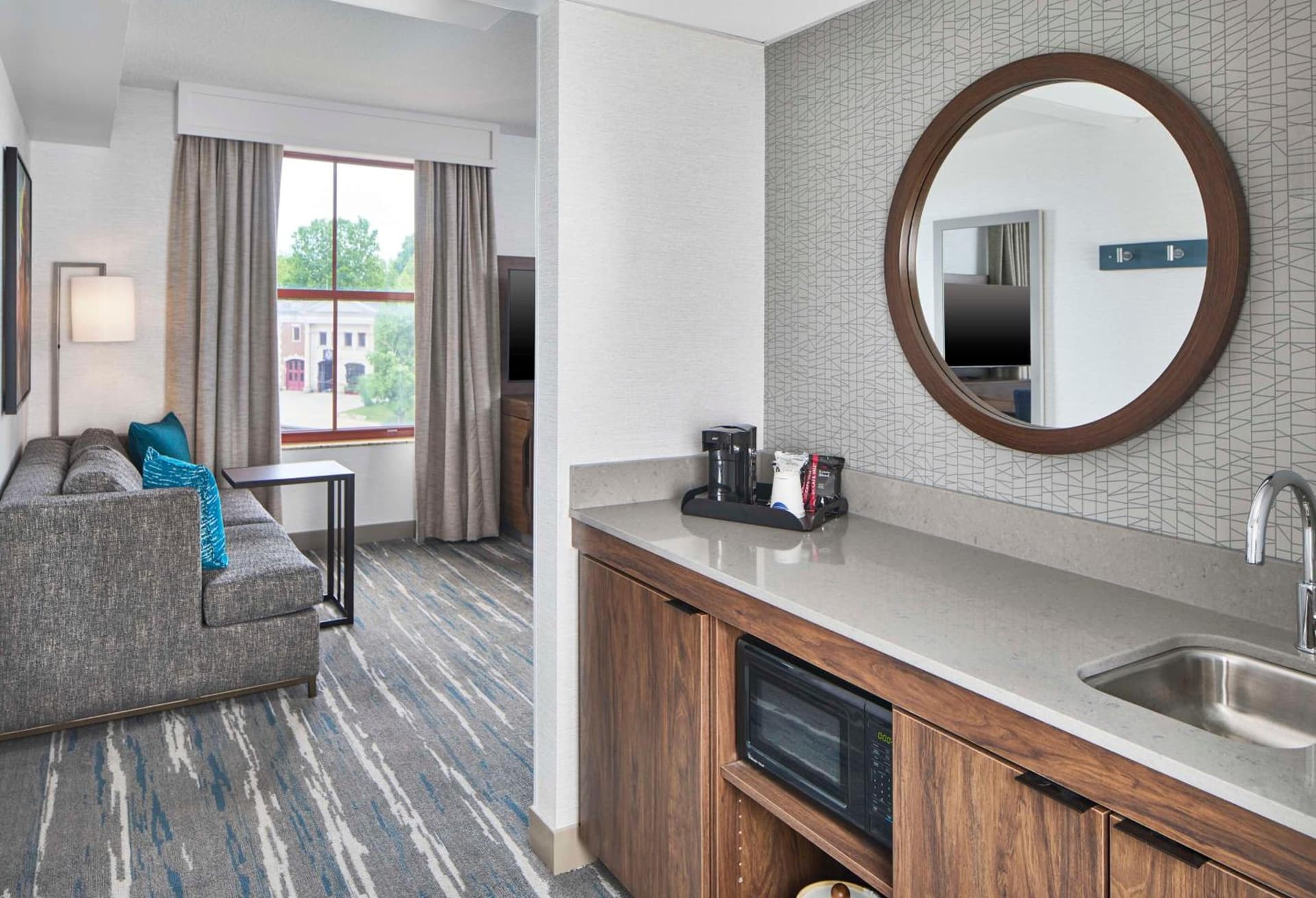 Hampton Inn & Suites Saratoga Springs Downtown gallery photo in Saratoga Springs, NY — image 79