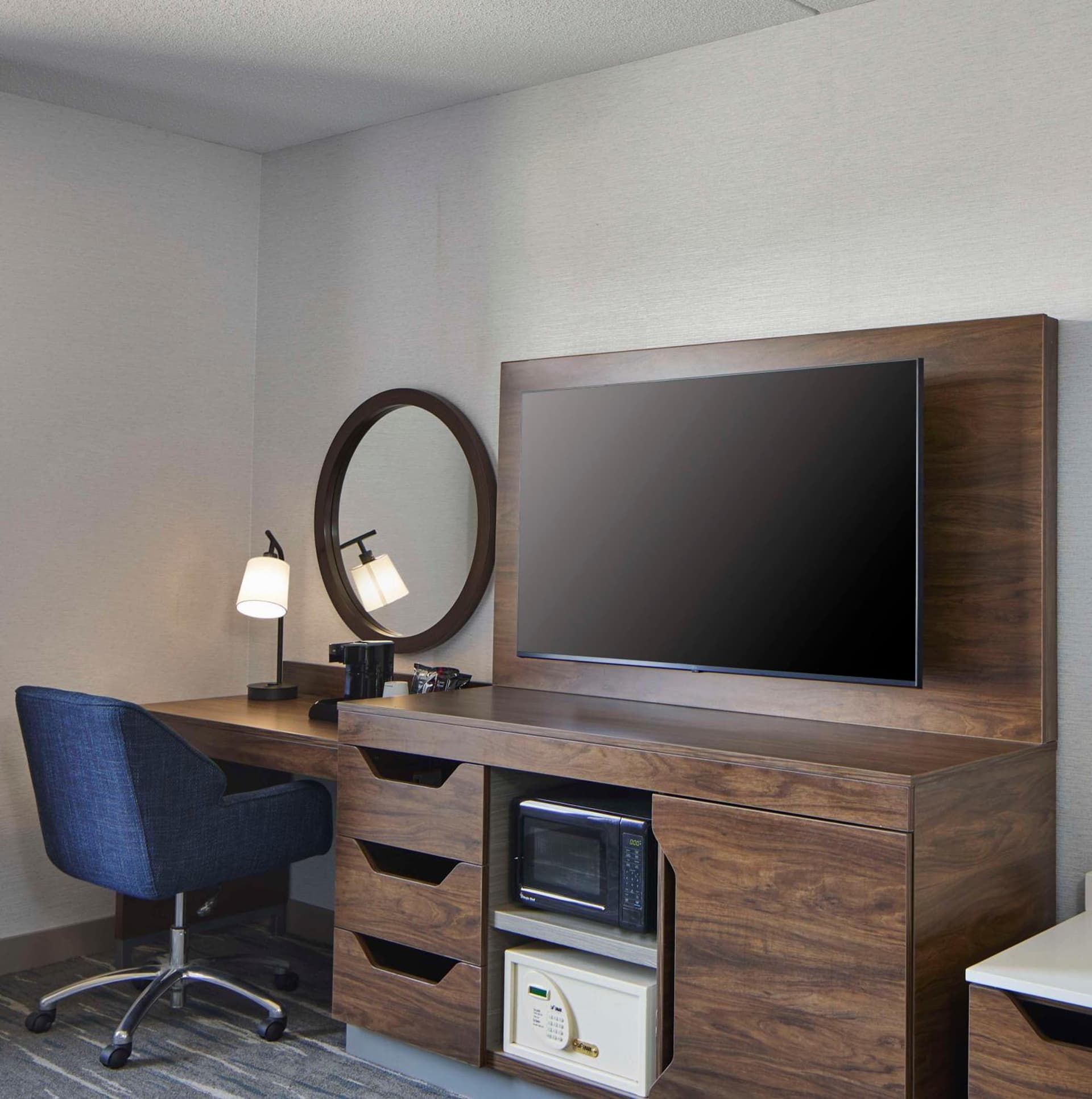 Hampton Inn & Suites Saratoga Springs Downtown gallery photo in Saratoga Springs, NY — image 71