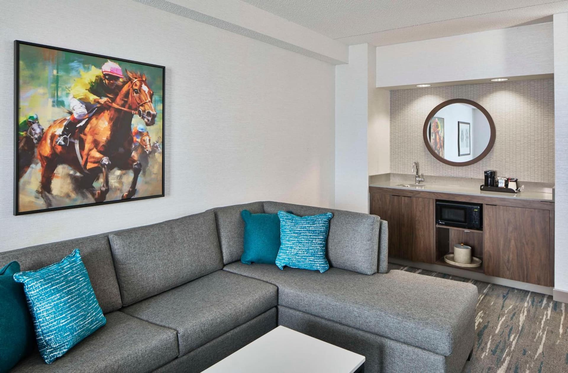 Hampton Inn & Suites Saratoga Springs Downtown gallery photo in Saratoga Springs, NY — image 11
