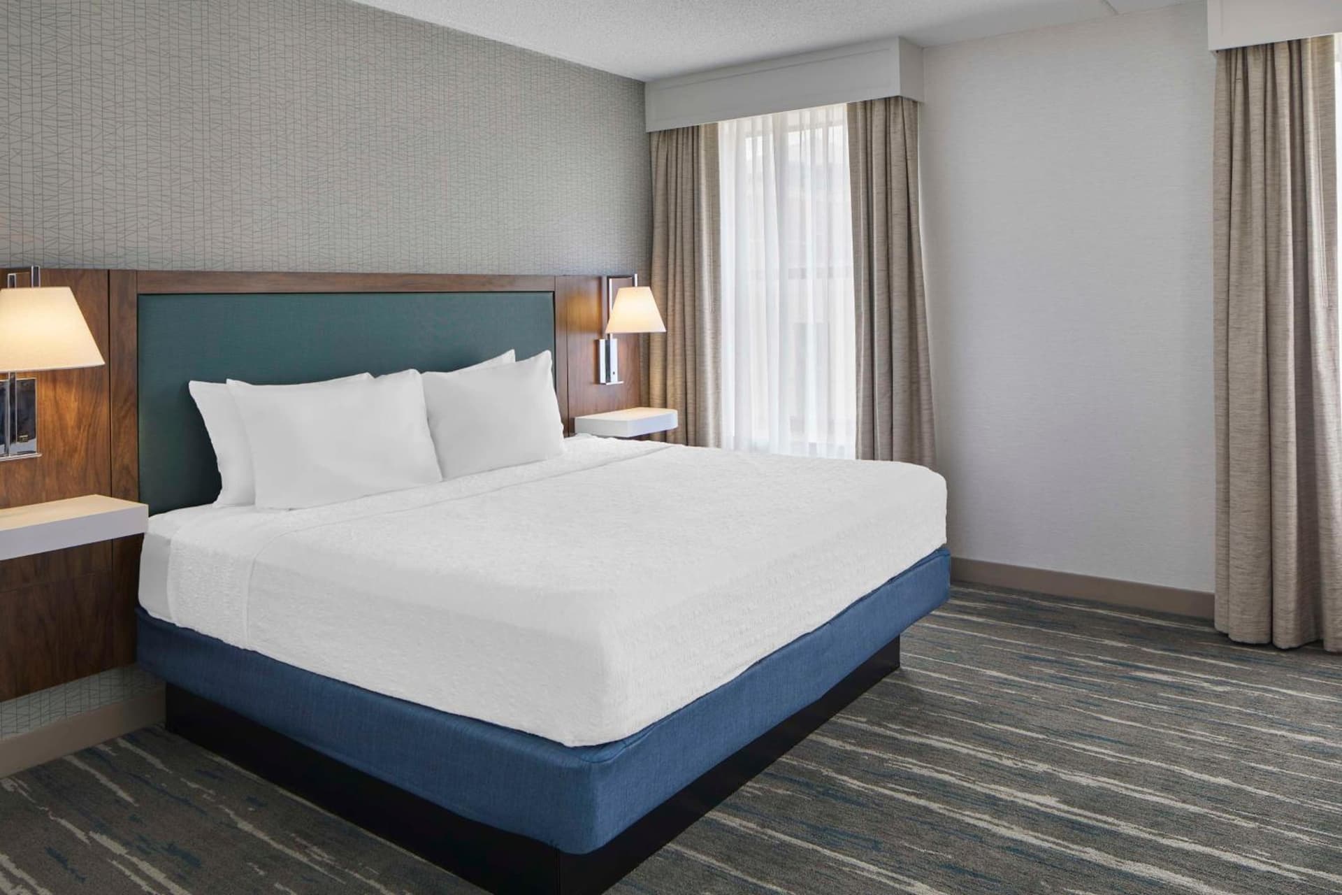 Hampton Inn & Suites Saratoga Springs Downtown gallery photo in Saratoga Springs, NY — image 61