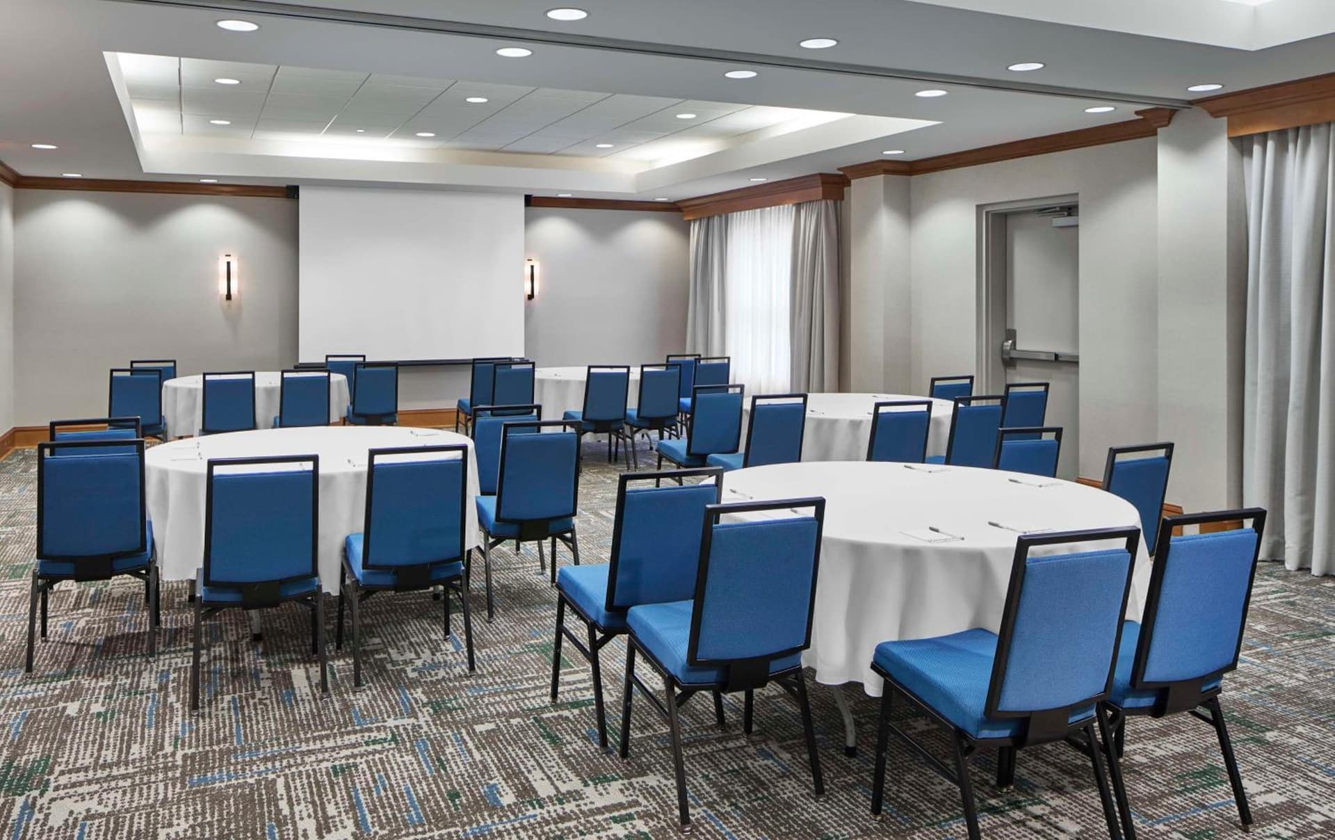 Hampton Inn & Suites Saratoga Springs Downtown gallery photo in Saratoga Springs, NY — image 53