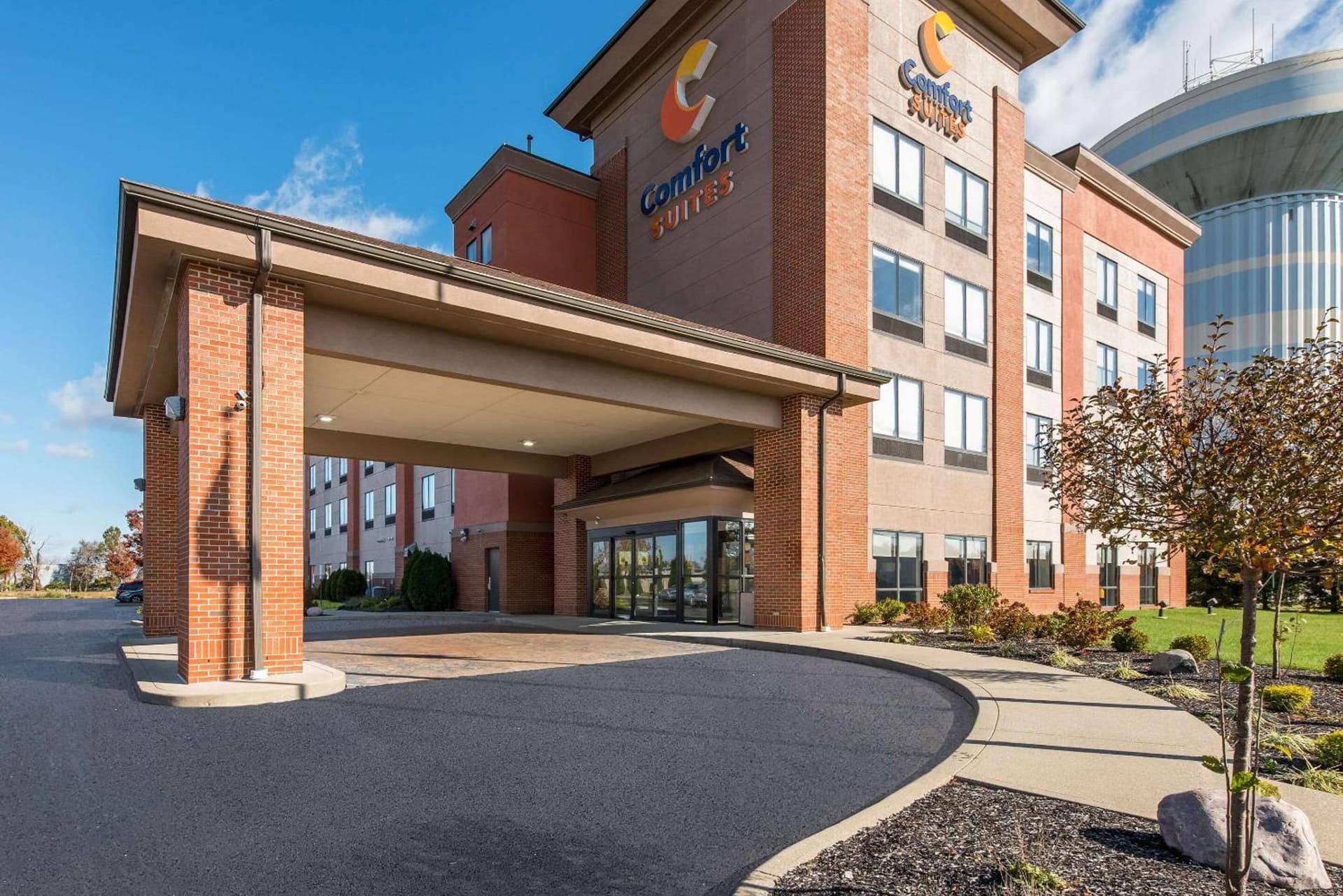 Comfort Suites Columbus East Broad interior in Columbus, OH — gallery photo 2
