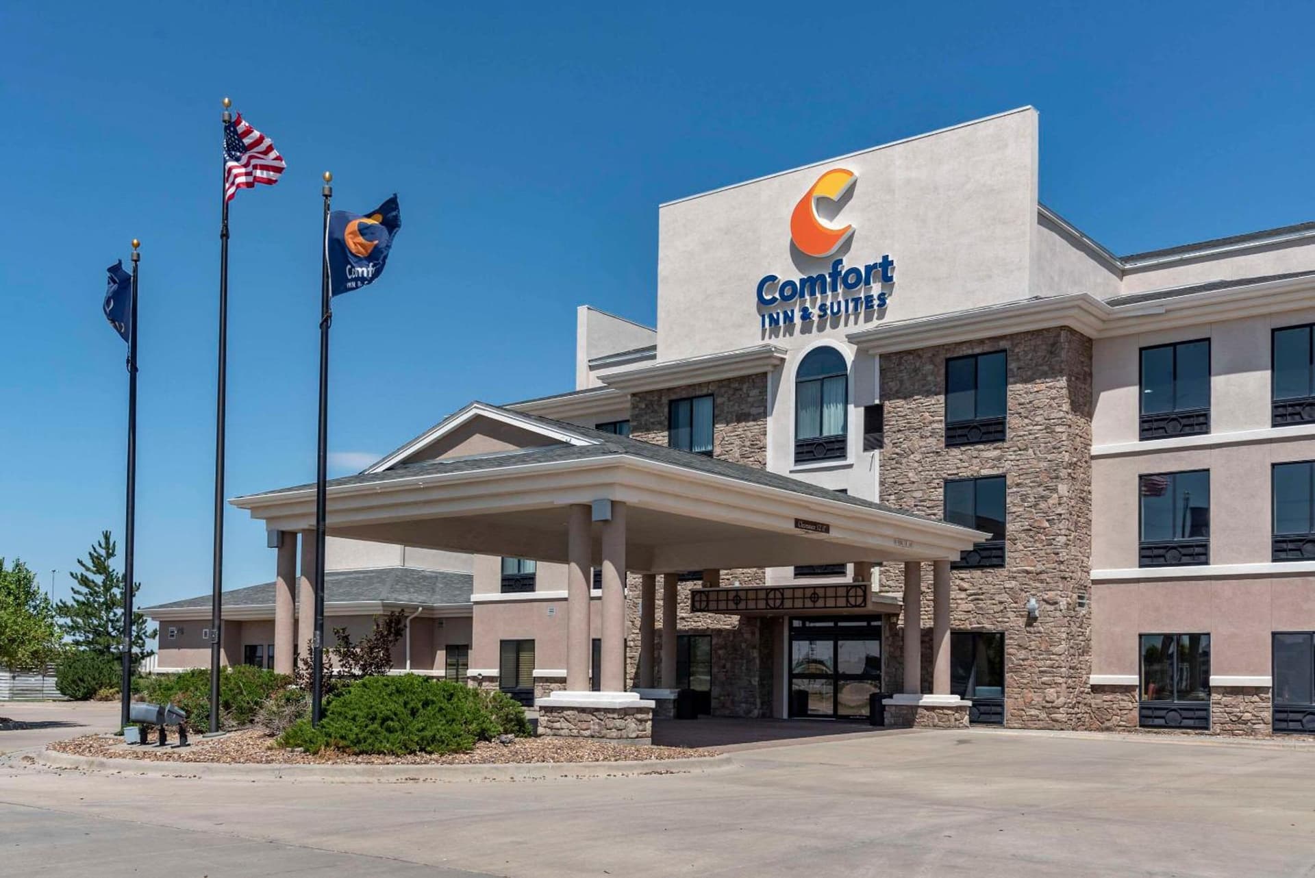 Comfort Inn & Suites Goodland interior in Goodland, KS — gallery photo 2