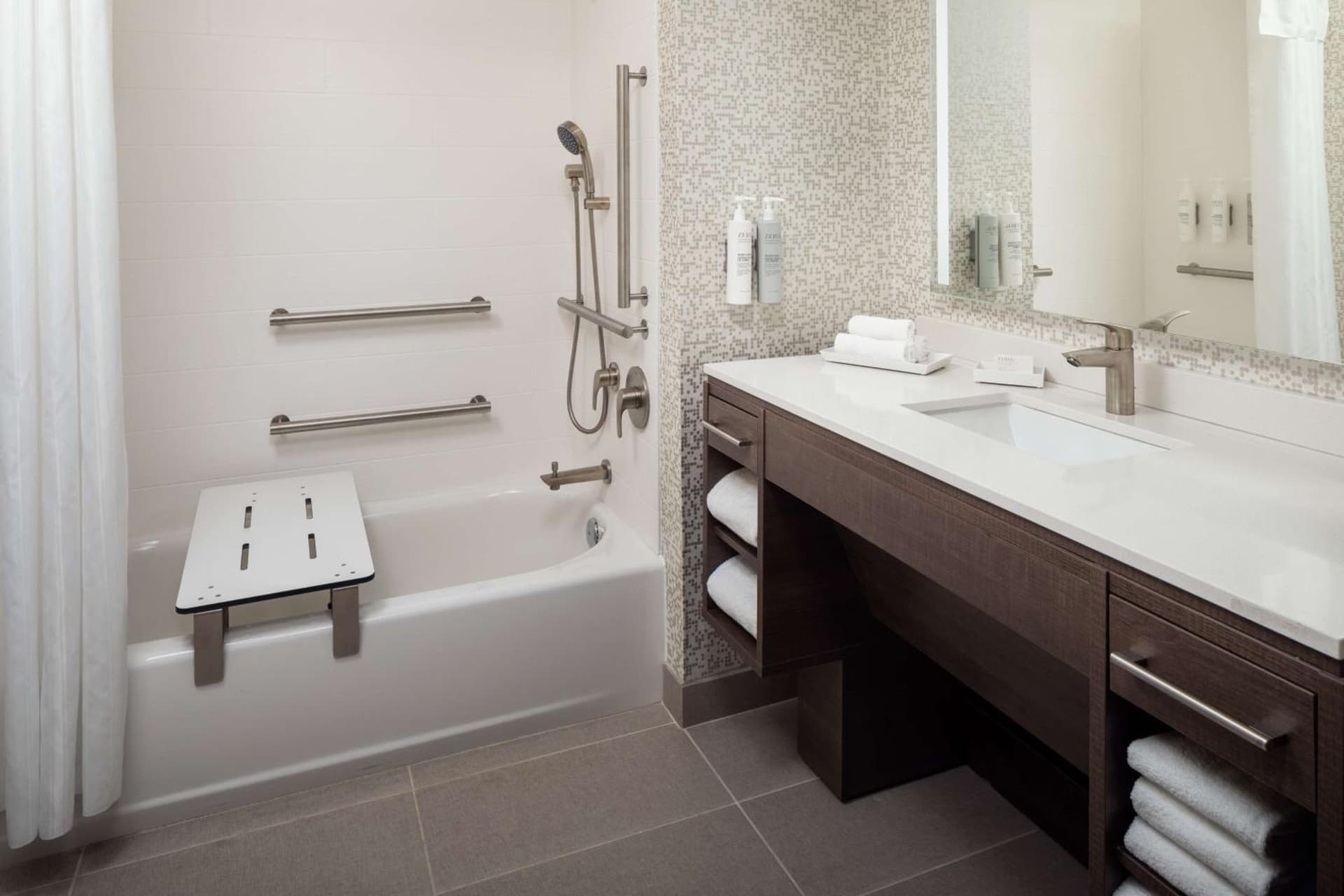 Home2 Suites By Hilton Wilmington Medical Park Downtown gallery photo in Wilmington, NC — image 20