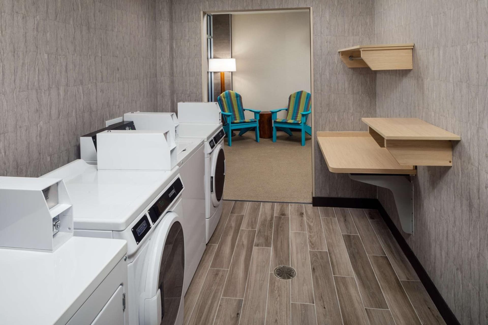 Home2 Suites By Hilton Wilmington Medical Park Downtown interior in Wilmington, NC — gallery photo 2