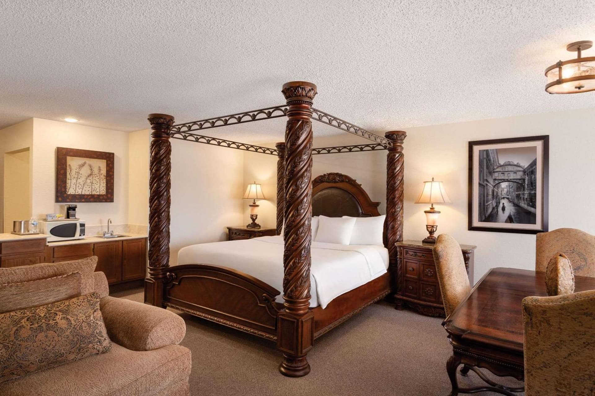 Radisson Hotel Colorado Springs Airport gallery photo in Colorado Springs, CO — image 63