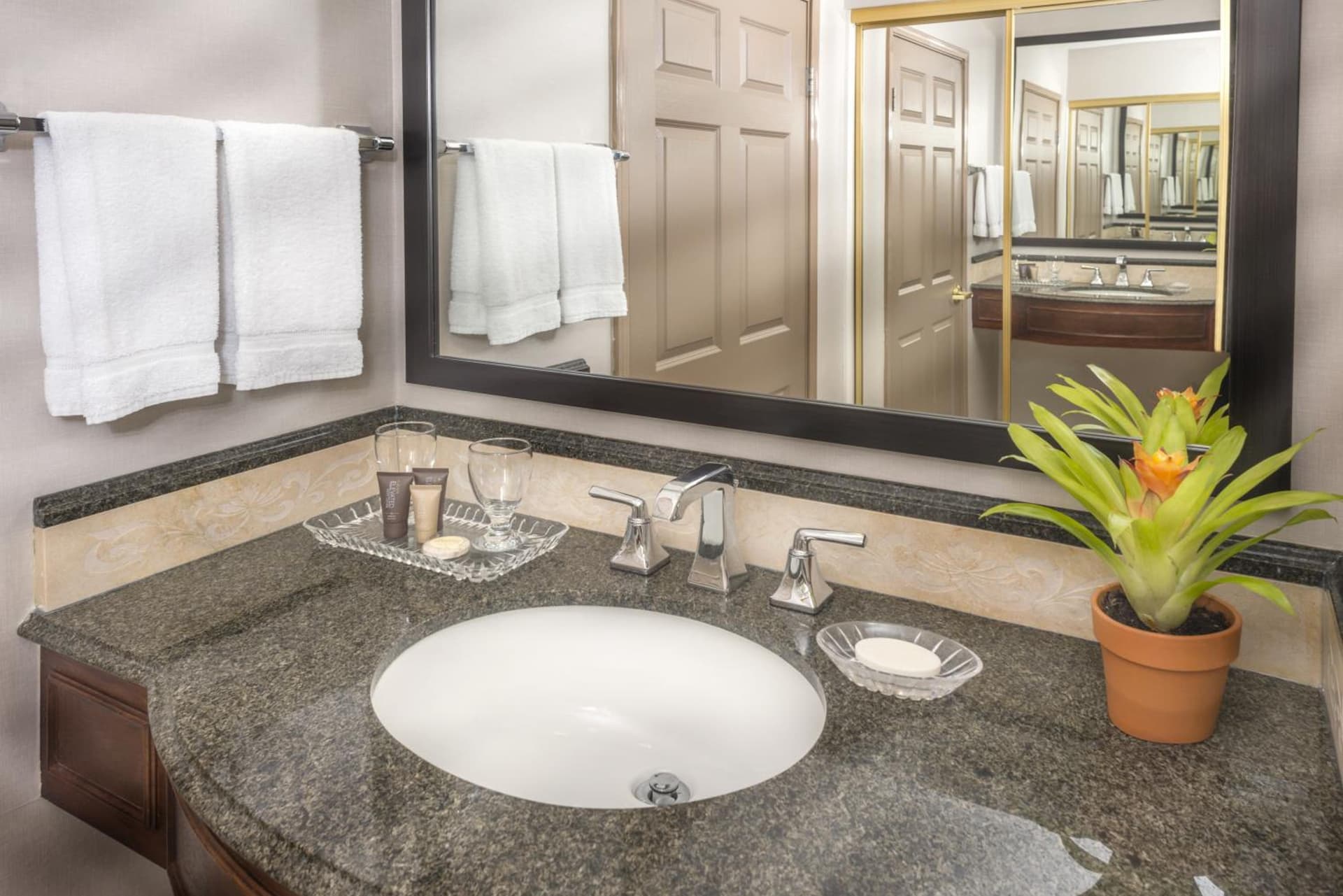 Ayres Hotel Laguna Woods - Aliso Viejo gallery photo in Laguna Woods, CA — image 28