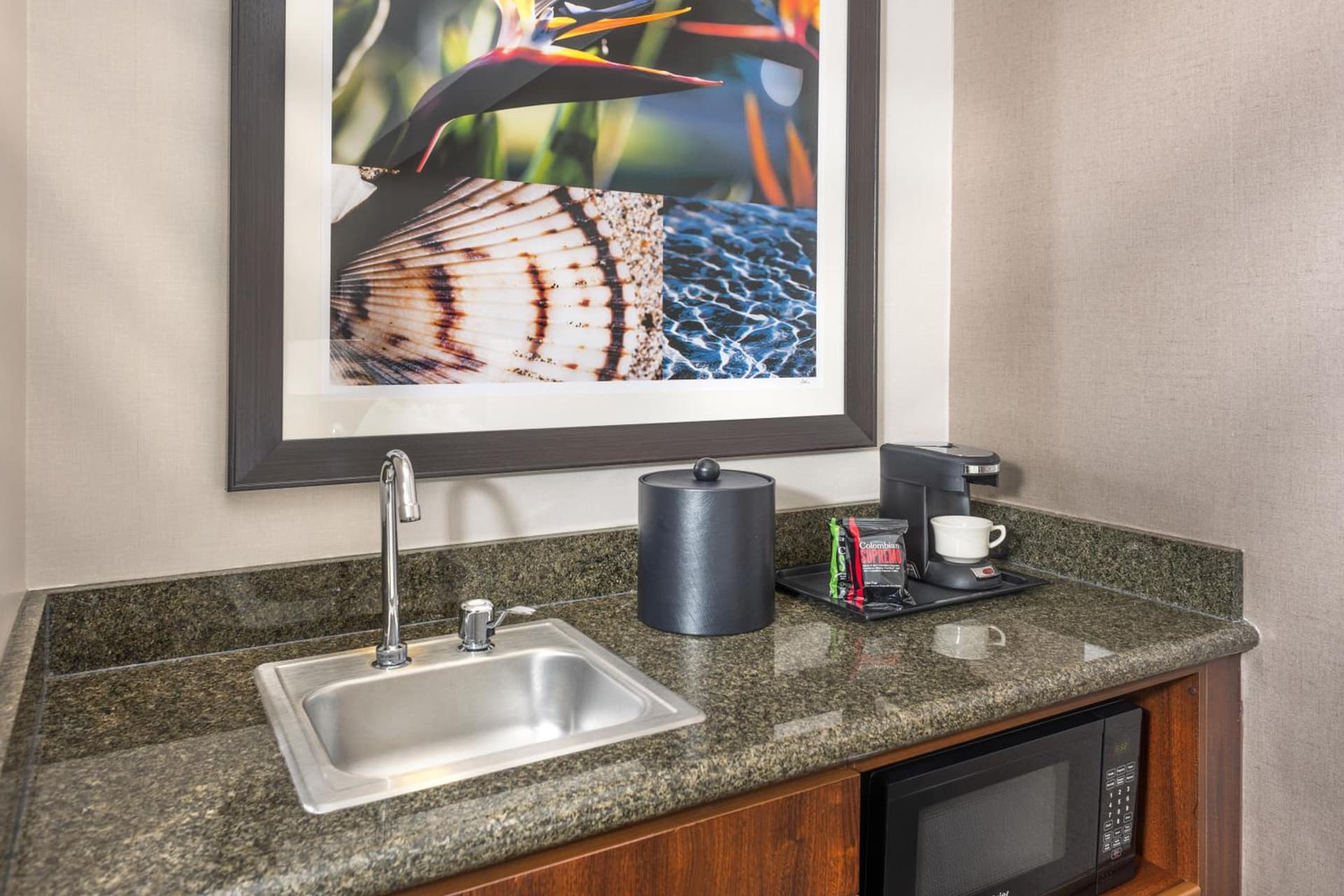 Ayres Hotel Laguna Woods - Aliso Viejo gallery photo in Laguna Woods, CA — image 12